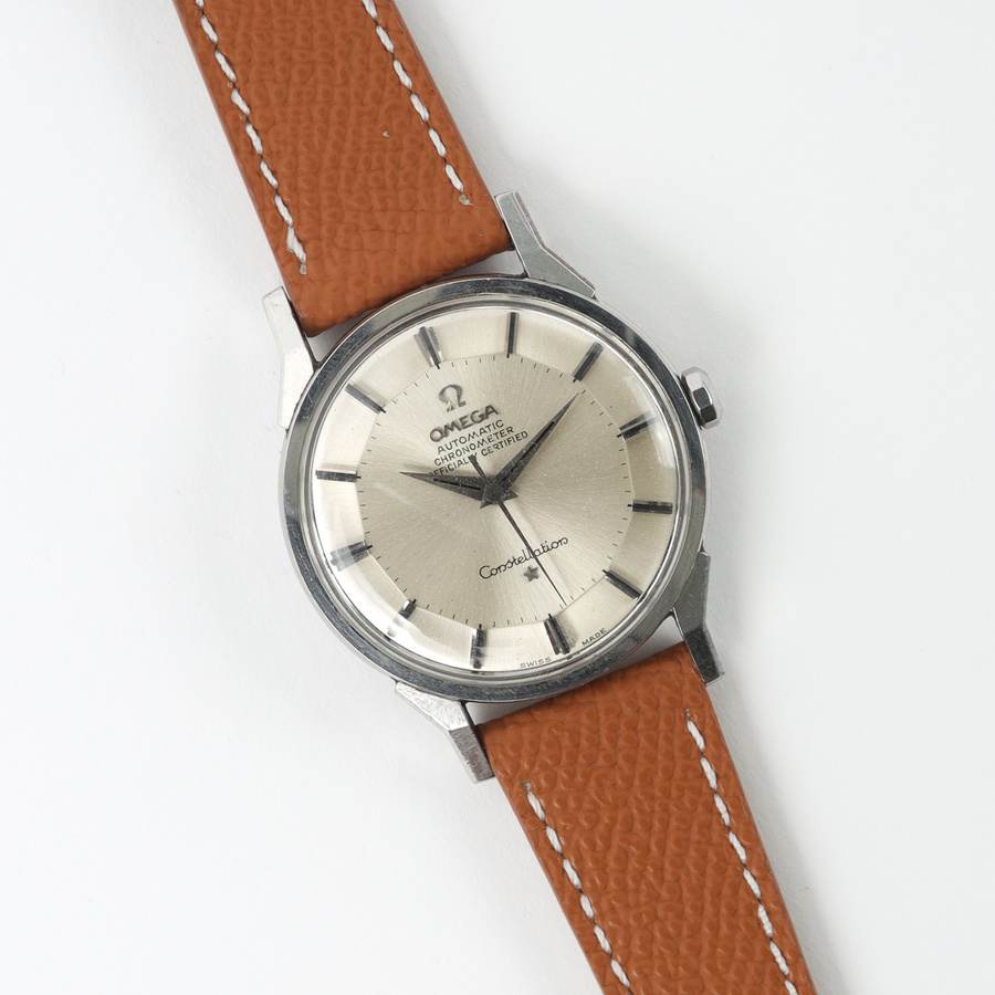 A Retro Tale OMEGA Vintage Constellation 34mm Ref 14900 PiePan Dial