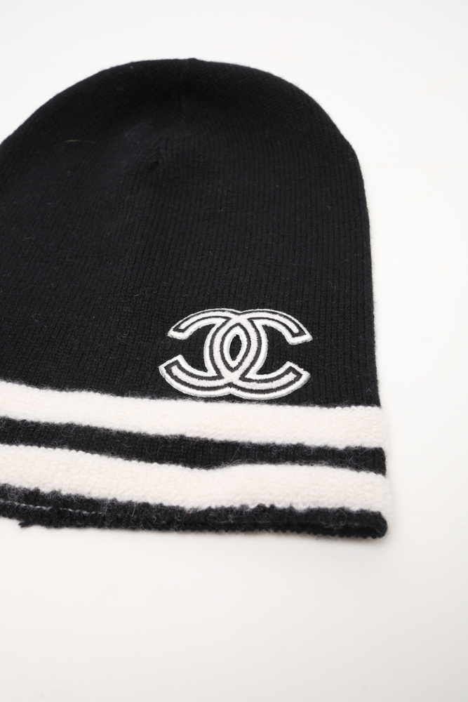 CHANEL CCLogo Knit Beanie シャネル CCロゴ カシミヤ Vintage CHANEL CC Cashmere Knit Beanie - A Retro Tale
