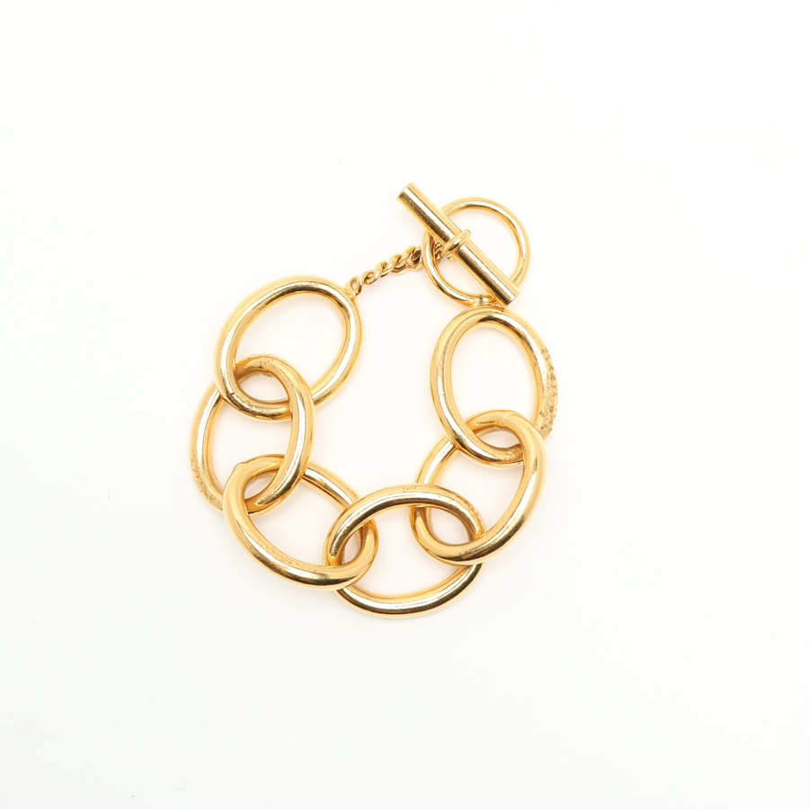 Vintage Chanel Chain Bracelet - A Retro Tale