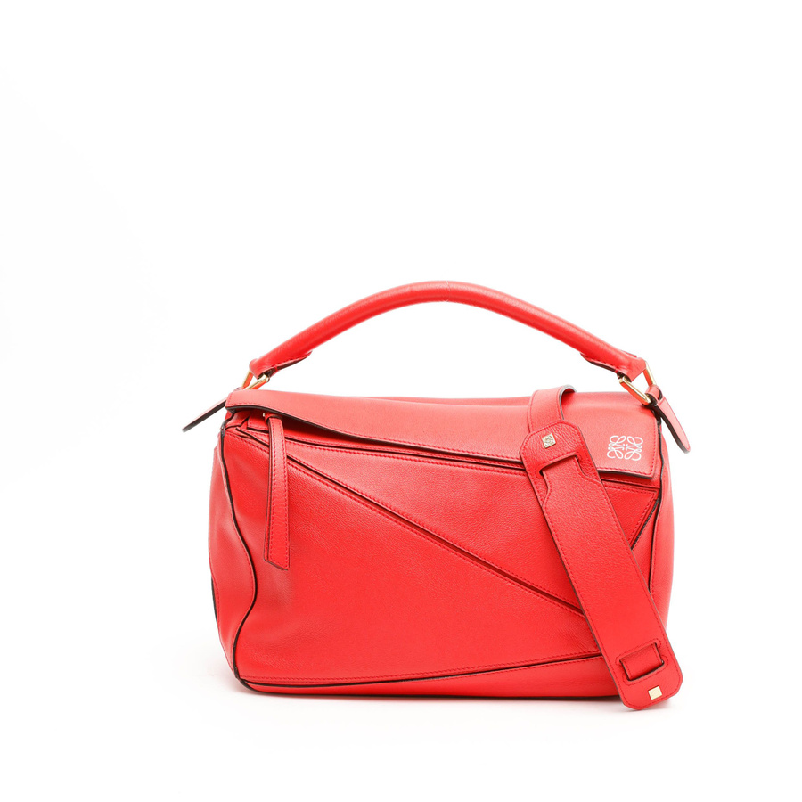 LOEWE ショルダーバッグ 35685_5fc4947315_file-square.jpg