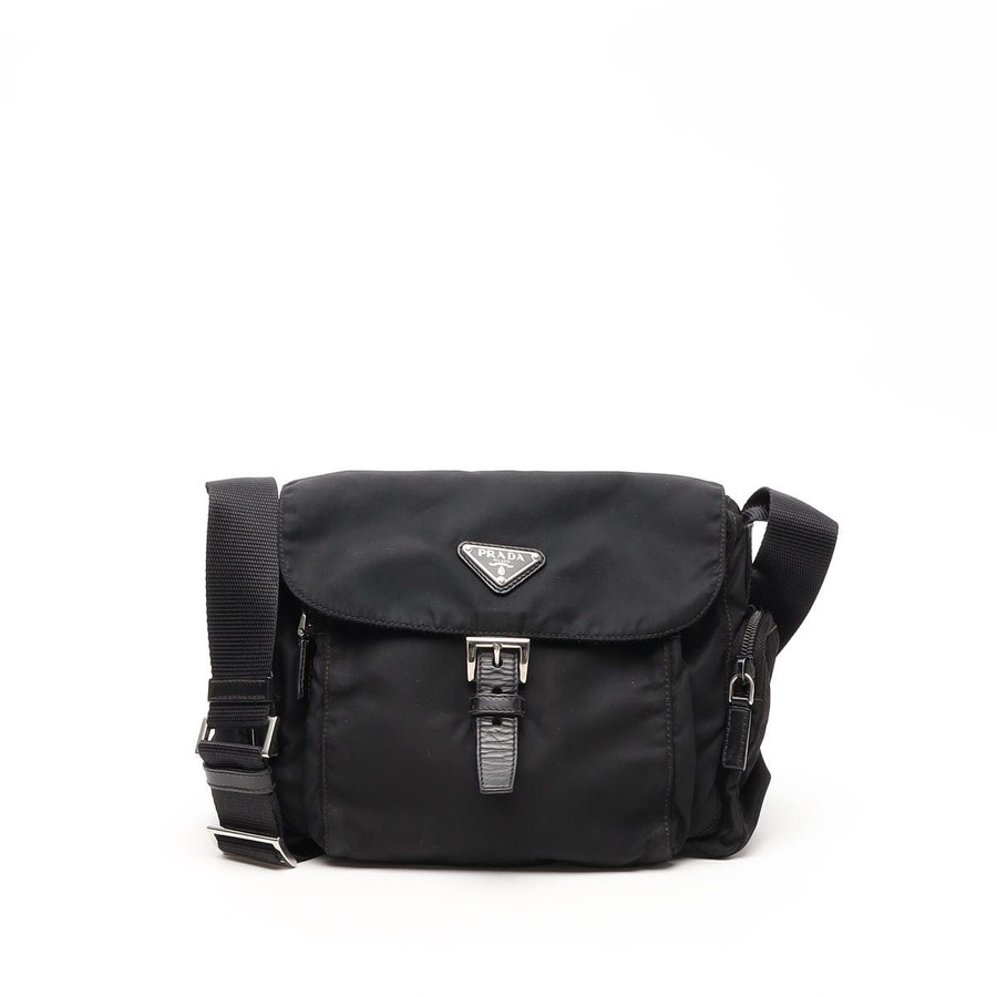 バッグ PRADA archive messenger bag Vintage Prada Tessuto Messenger Bag - WZ635282 - A Retro Tale