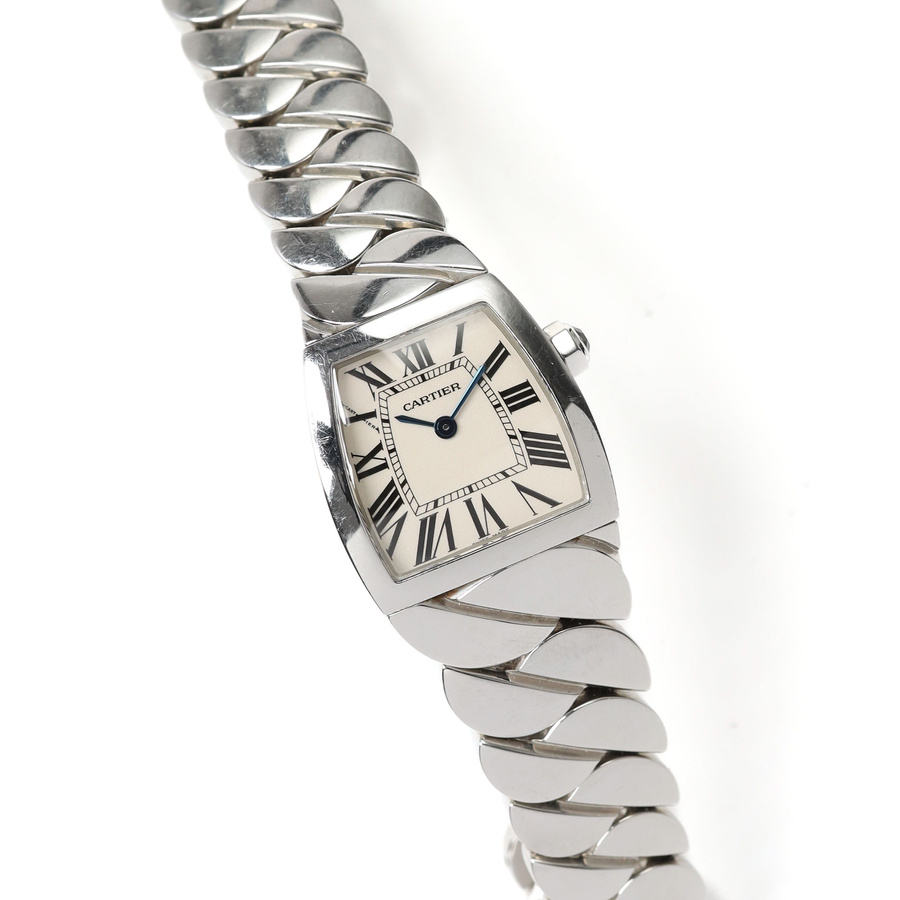 Vintage Cartier La Dona de Cartier 22mm Watch Ref. 2902 - A Retro Tale