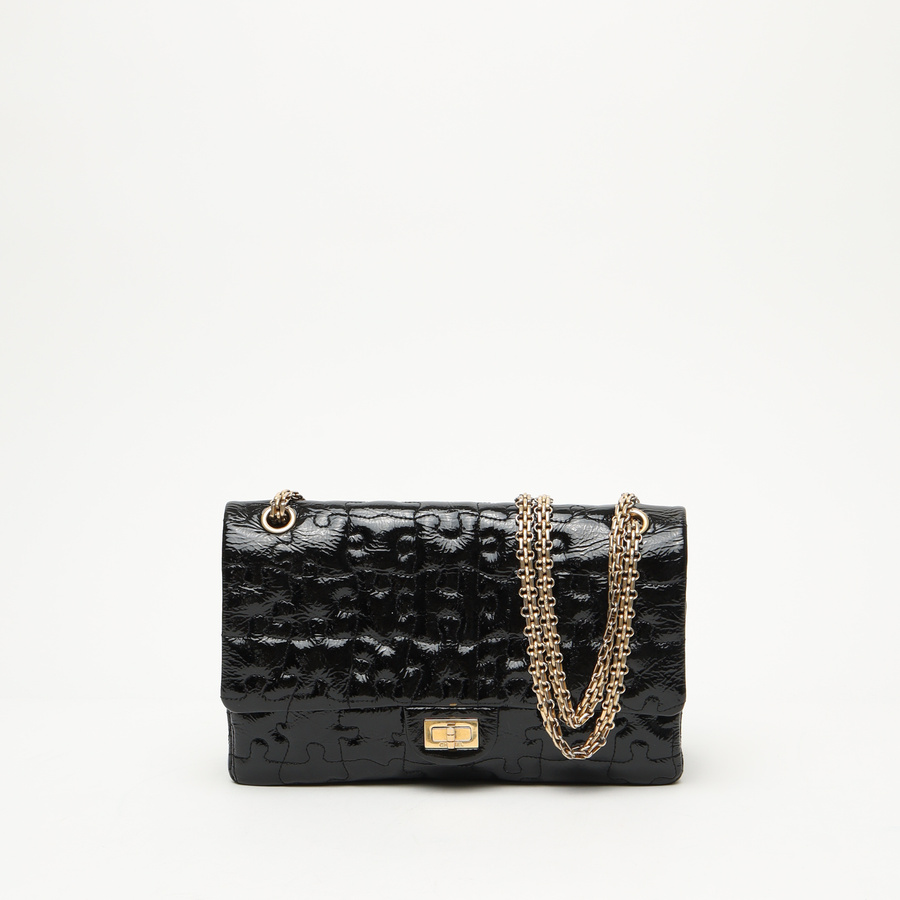 Vintage CHANEL 2.55 Reissue 226 Double Flap Bag - A Retro Tale