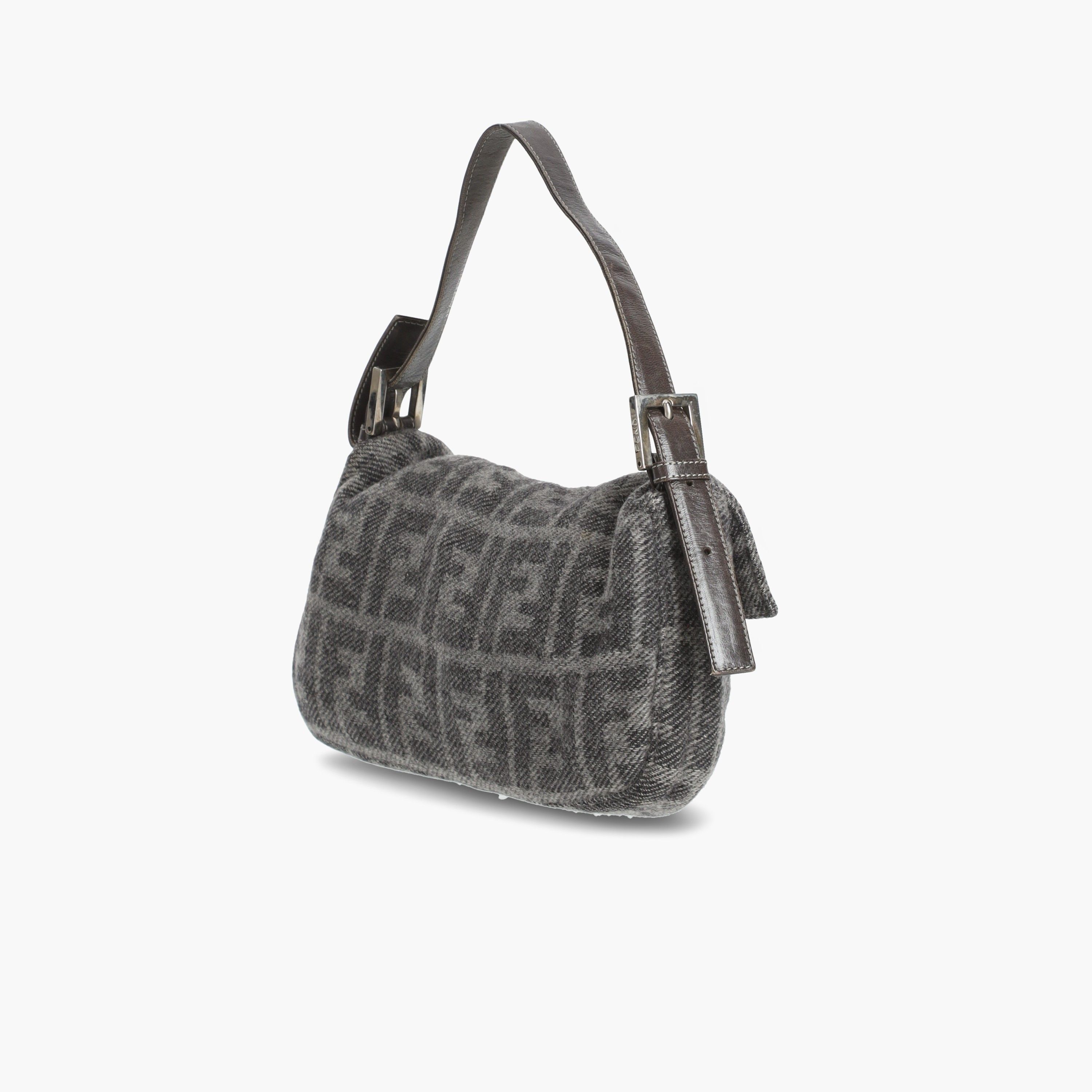 Fendi Men's Baguette Leather Shoulder Bag Grey
