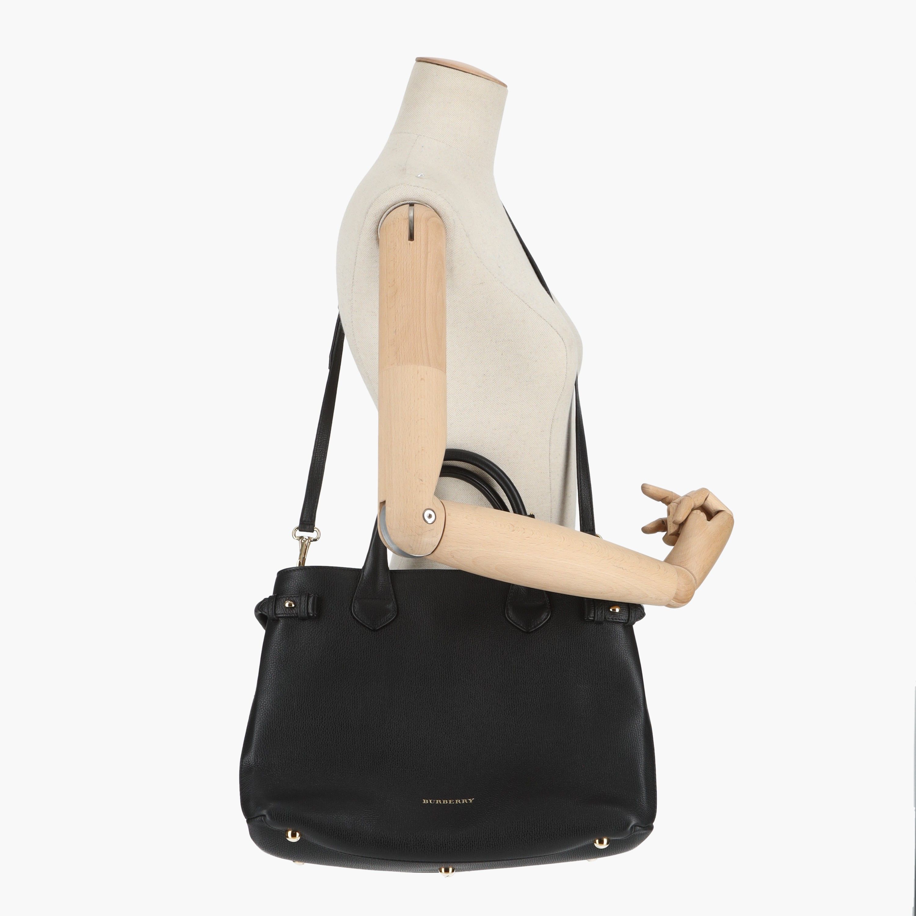 BURBERRY Vintage The Medium Banner Bag A Retro Tale