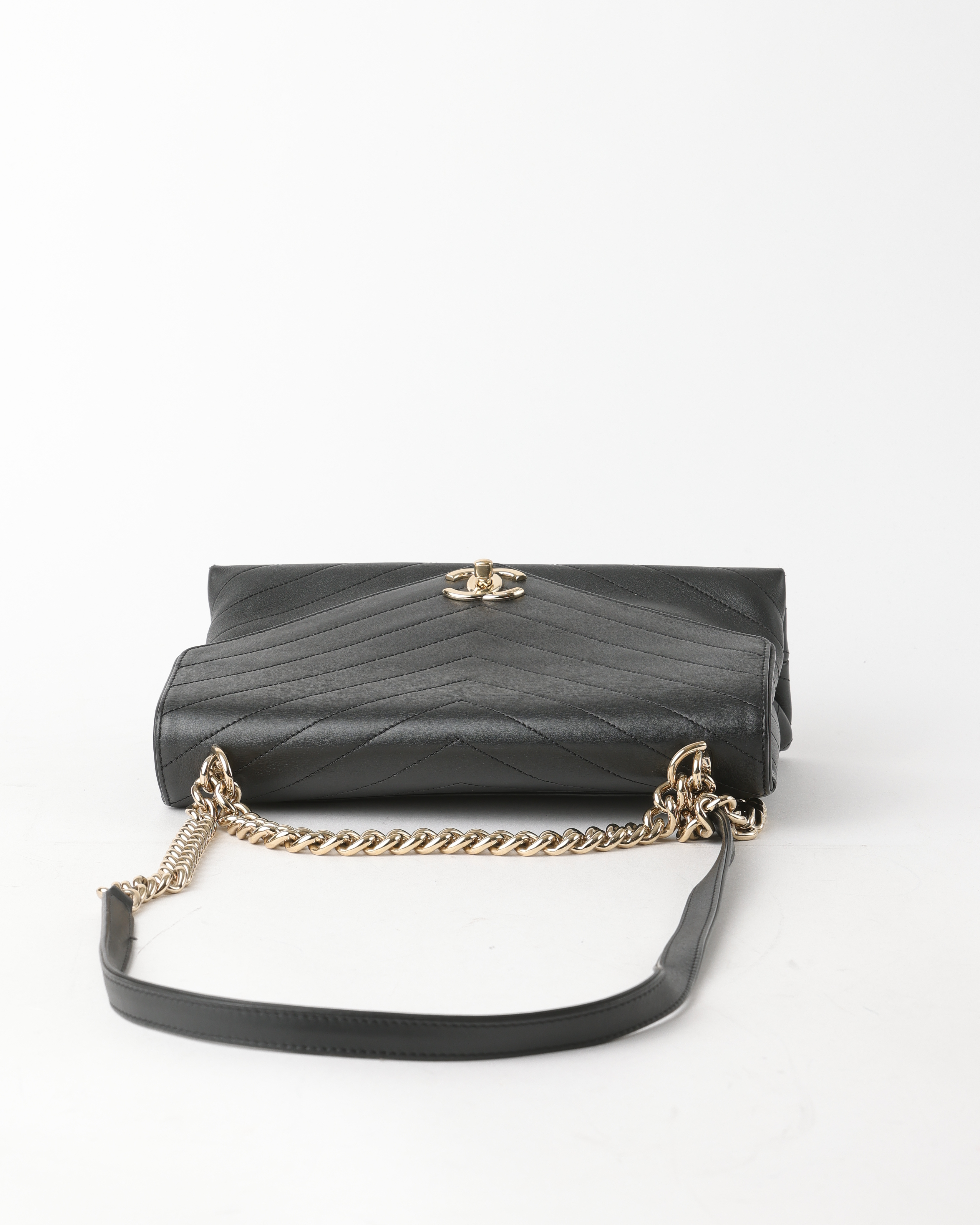 Pre-owned Chanel Chevron Single Flap Bag