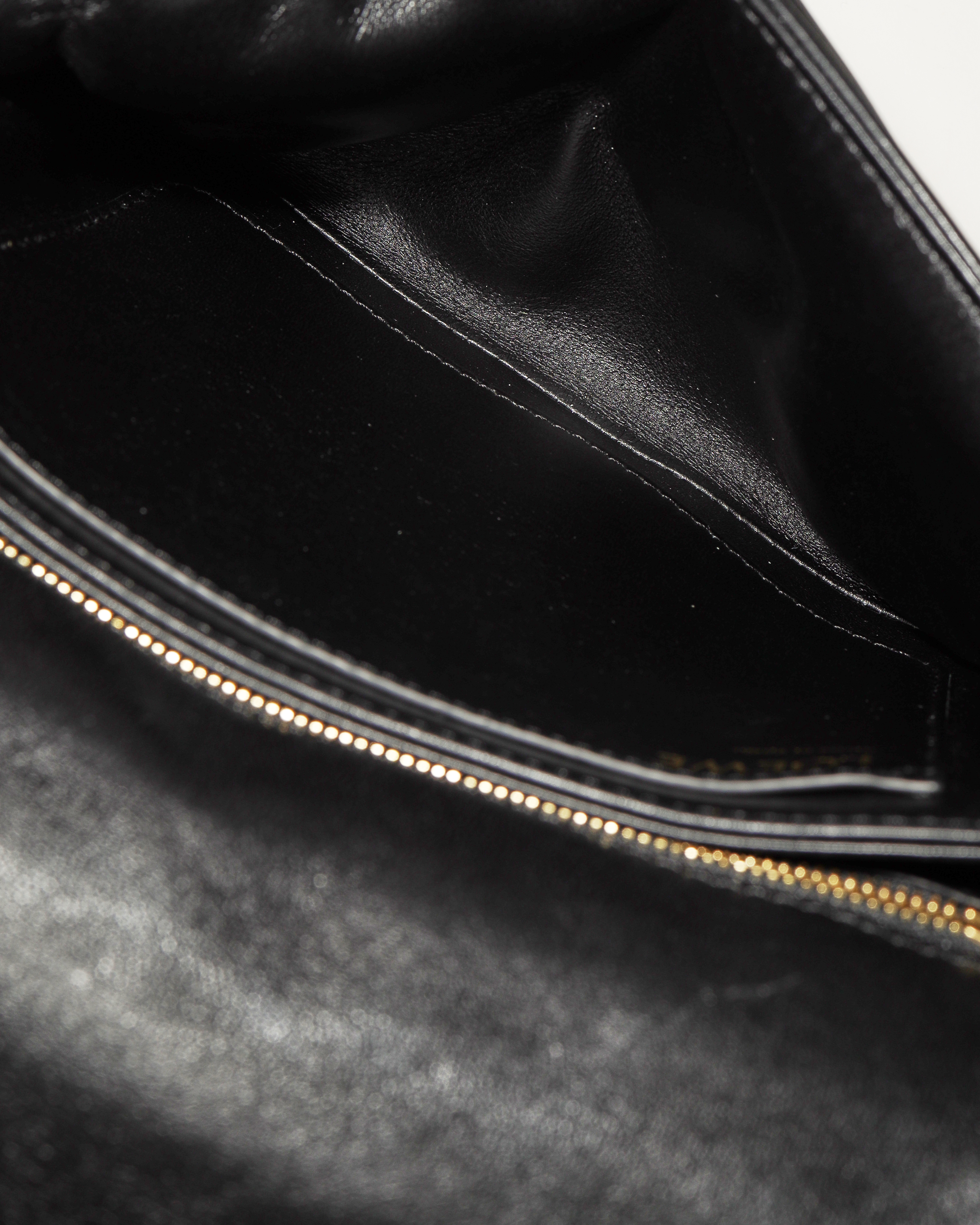 Loewe Goya Puffer Quilted Shoulder Bag In Black