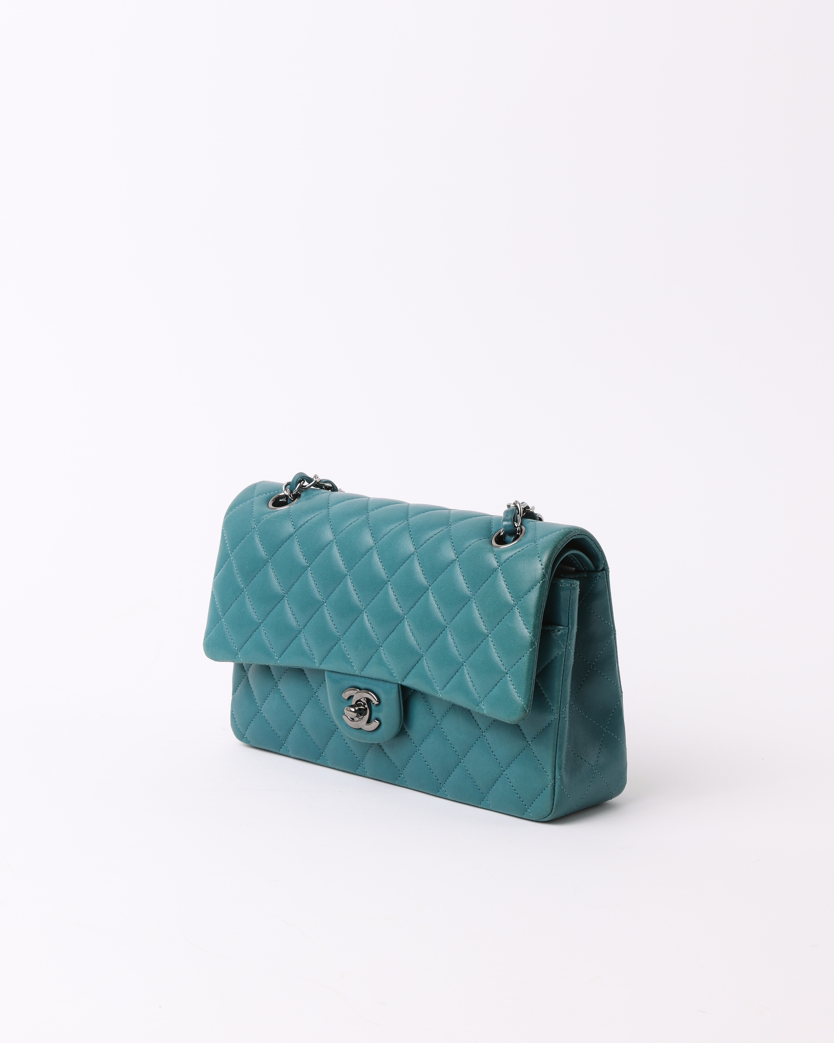 Pre-owned Chanel Classic Medium Double Flap Bag