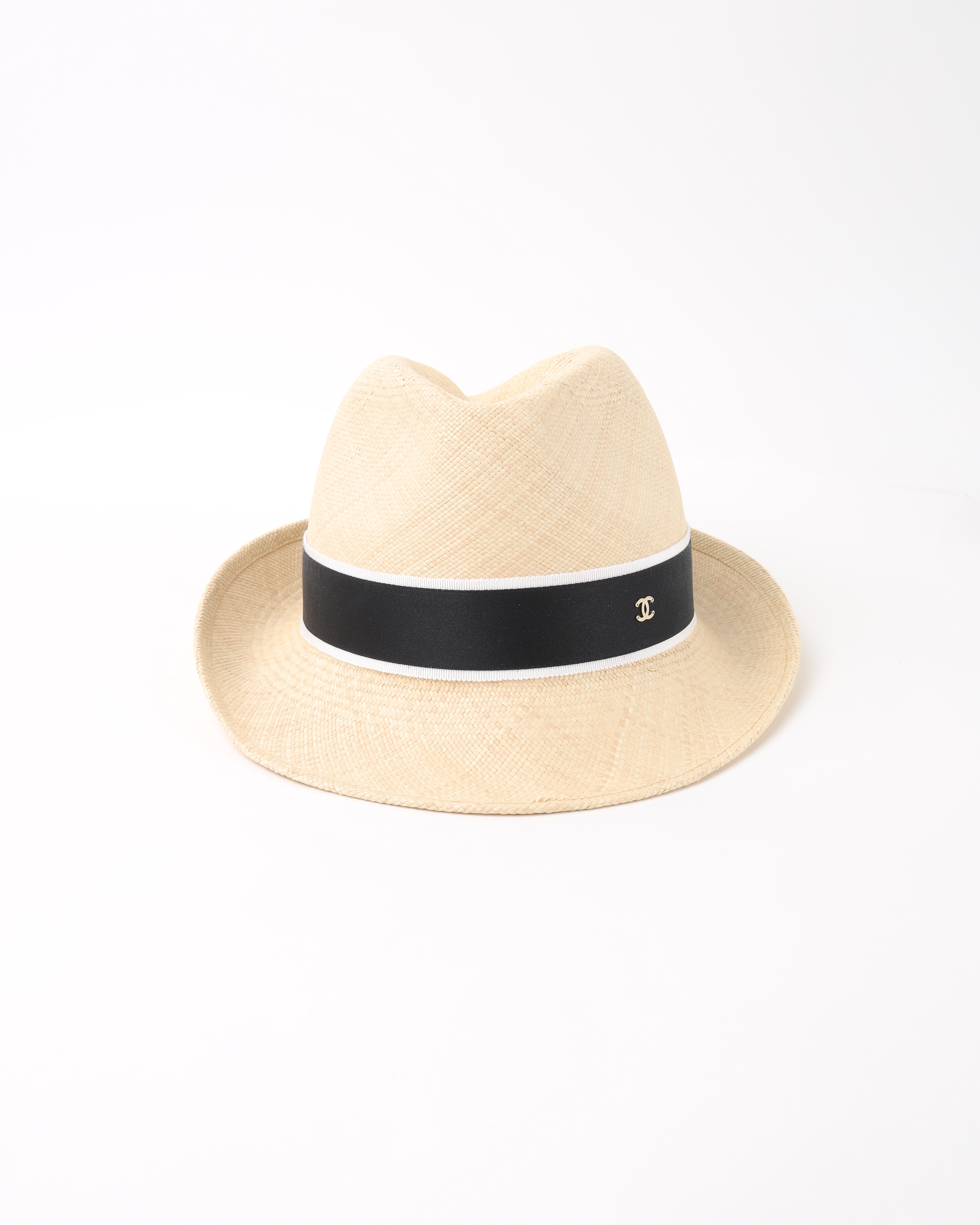 Pre-owned Chanel Cruise Straw Fedora M Hat