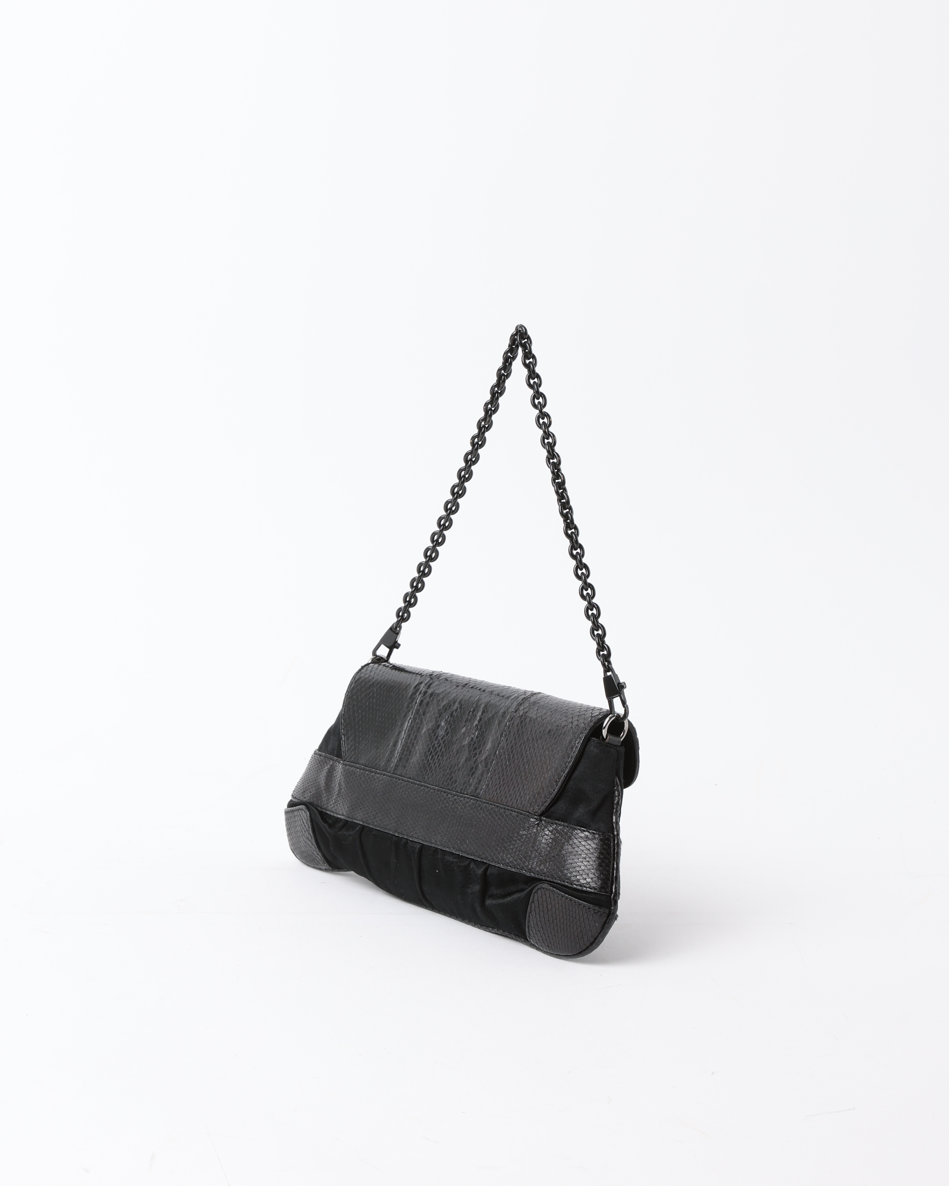 Gucci Queen Bow Clutch Bag