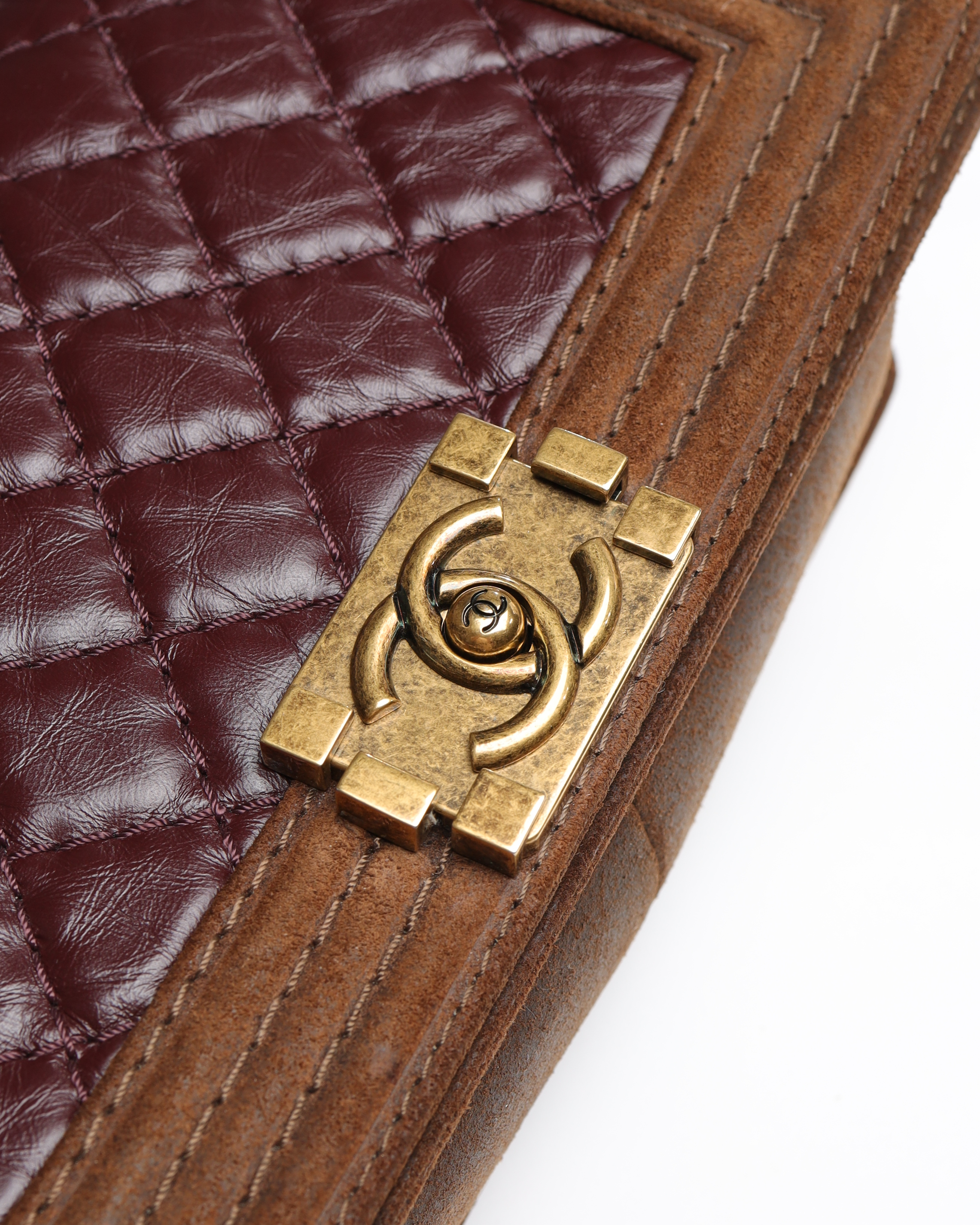 Pre-owned Chanel Medium Two Tone Boy Bag In Red