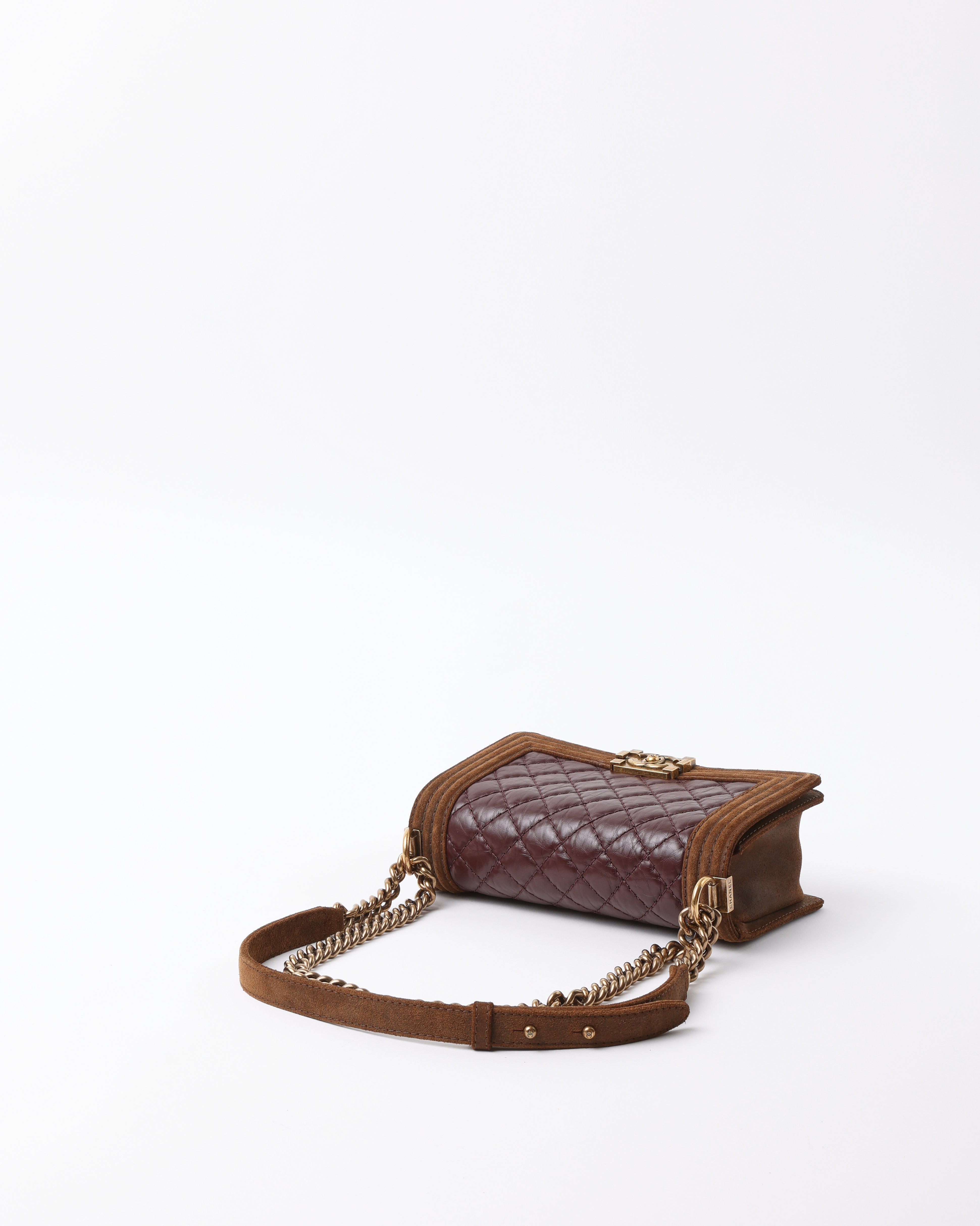 Pre-owned Chanel Medium Two Tone Boy Bag In Red