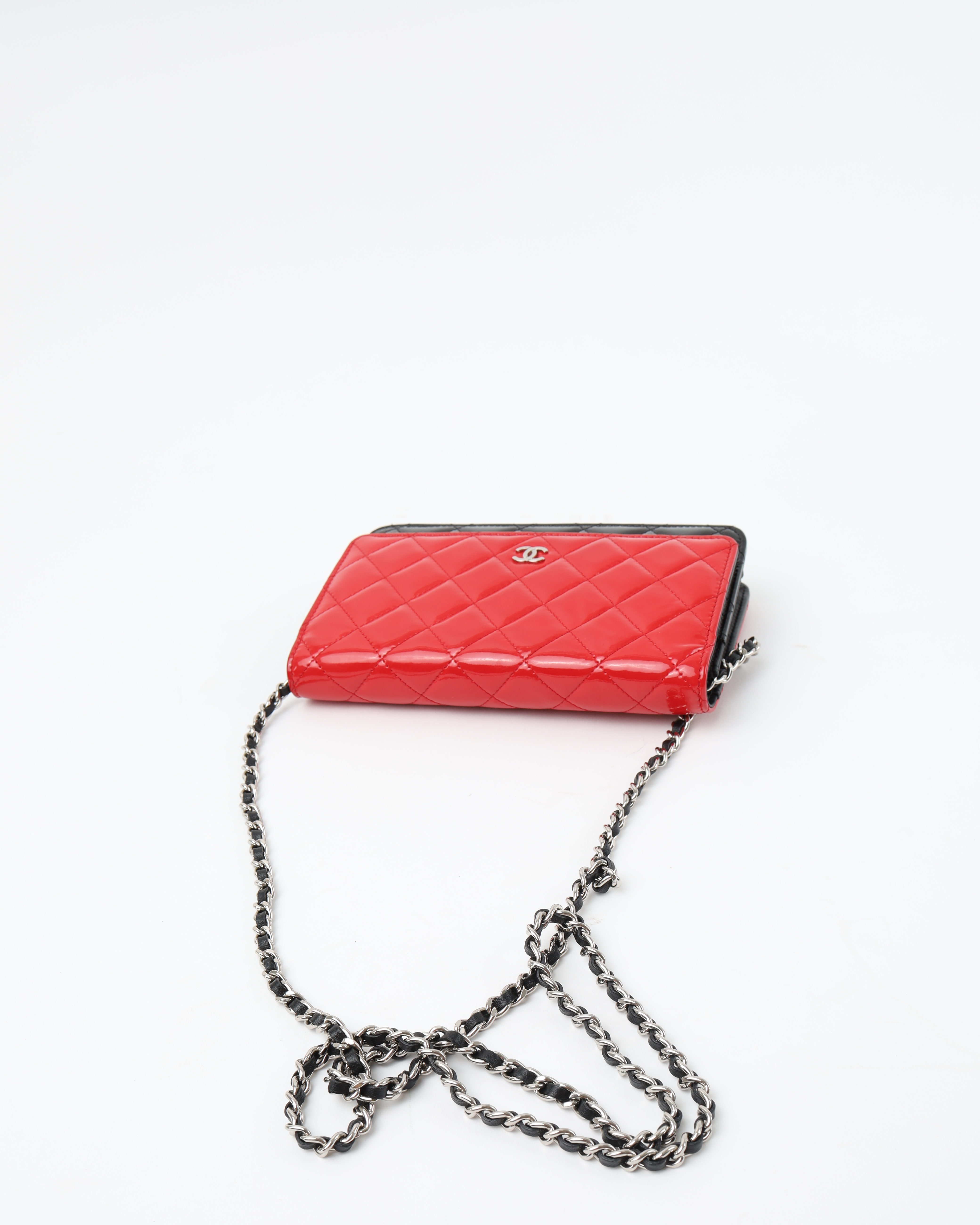 Pre-owned Chanel Patent Bi-color Wallet On Chain Bag