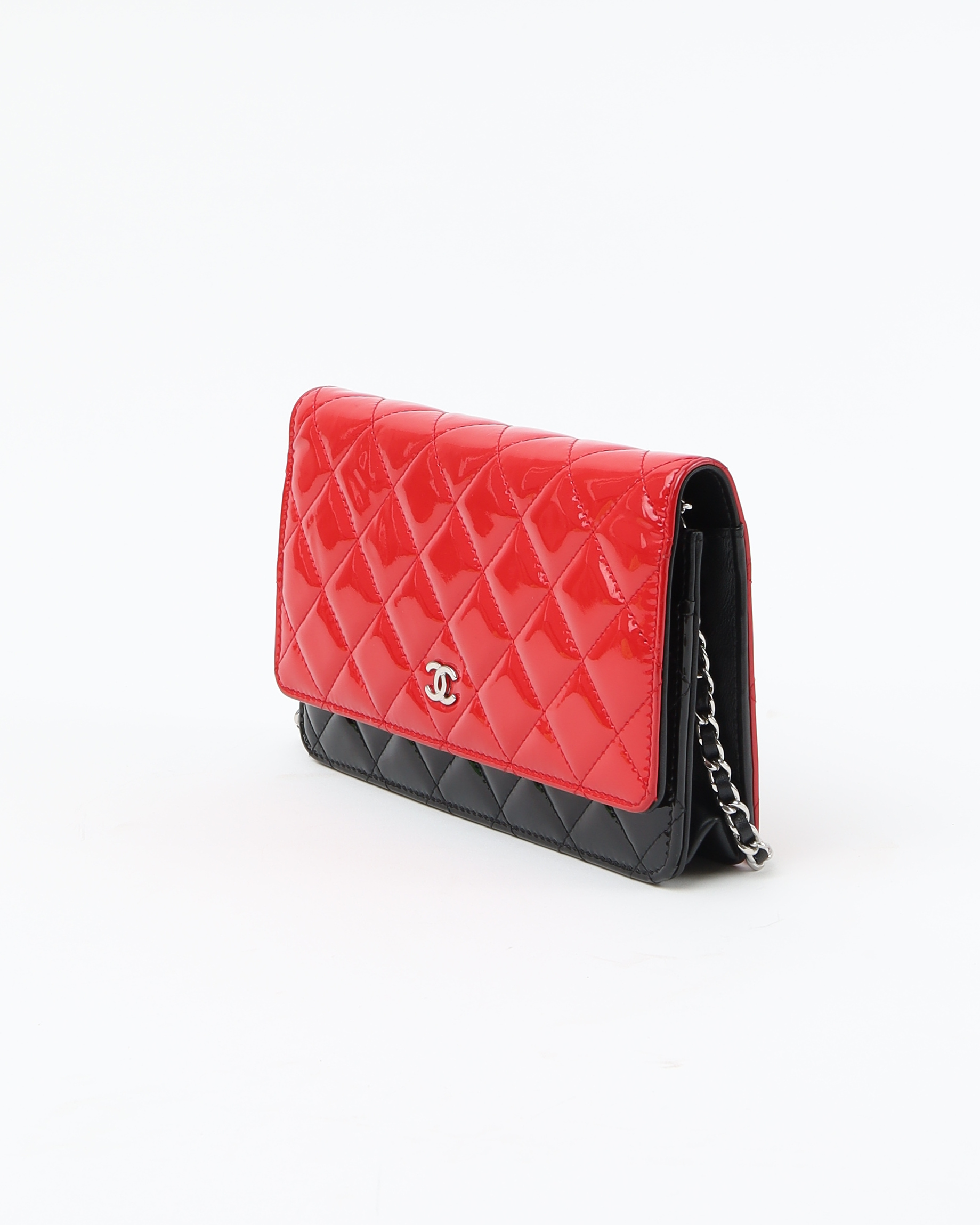 Pre-owned Chanel Patent Bi-color Wallet On Chain Bag