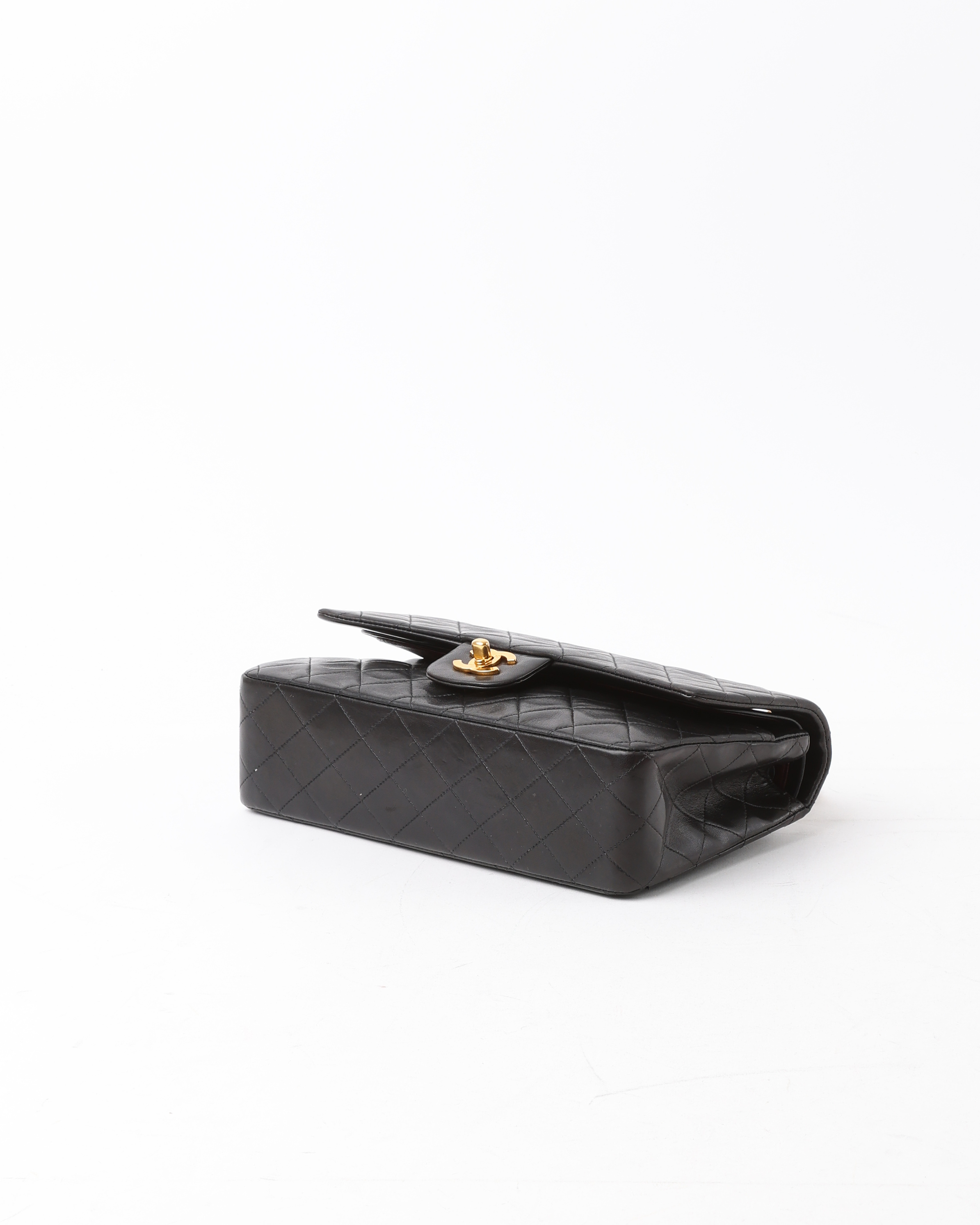 Pre-owned Chanel Classic Medium Double Flap Bag In Black