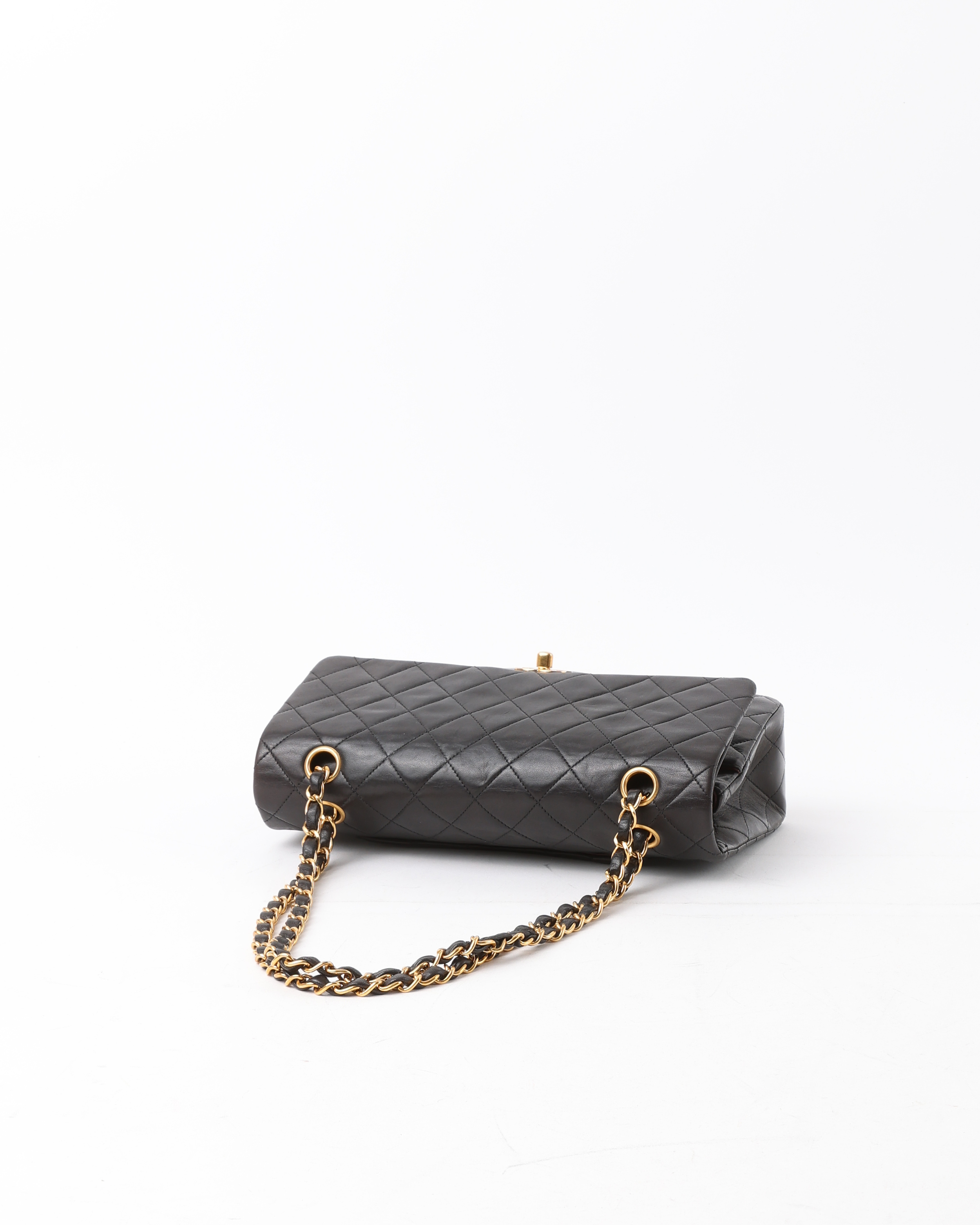 Pre-owned Chanel Classic Medium Double Flap Bag In Black