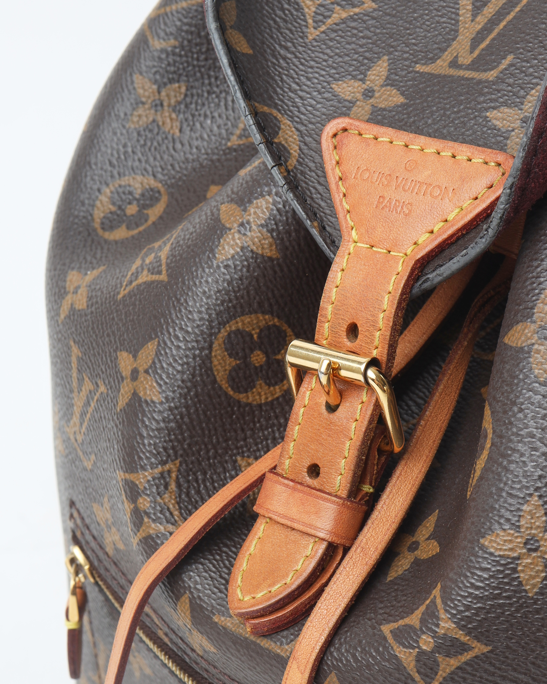 Pre-owned Louis Vuitton Monogram Montsouris Mm Nm Backpack