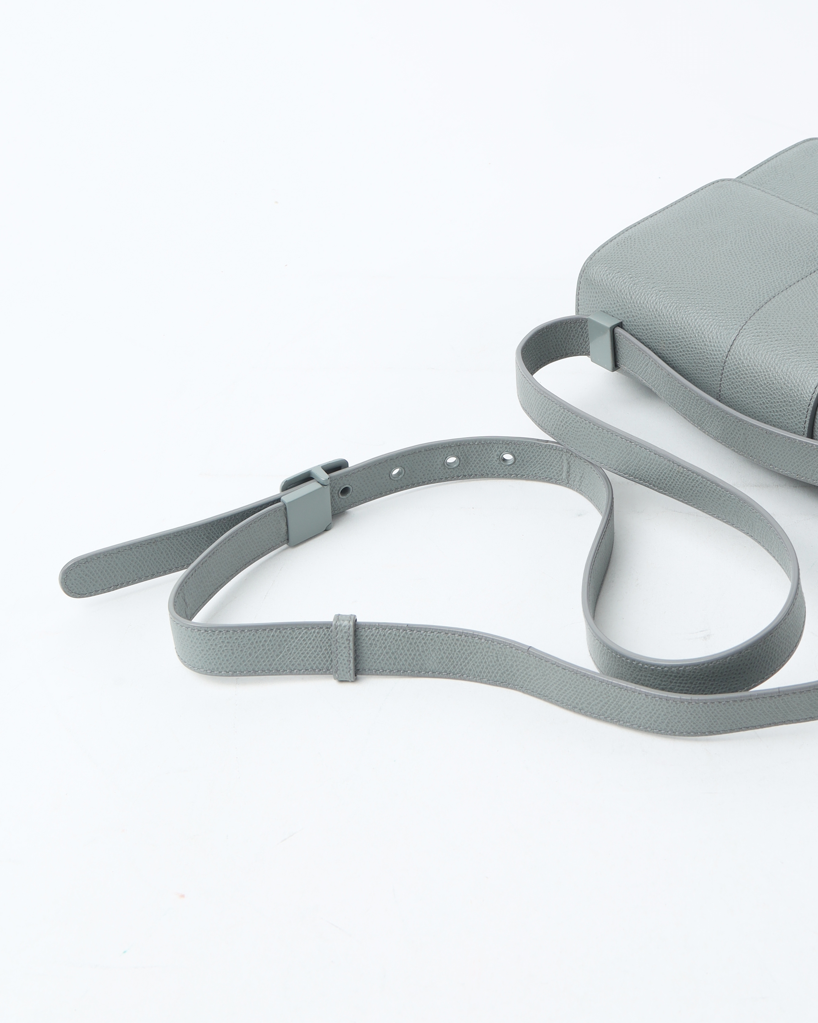 Dior Christian  30 Montaigne Bag In Gray