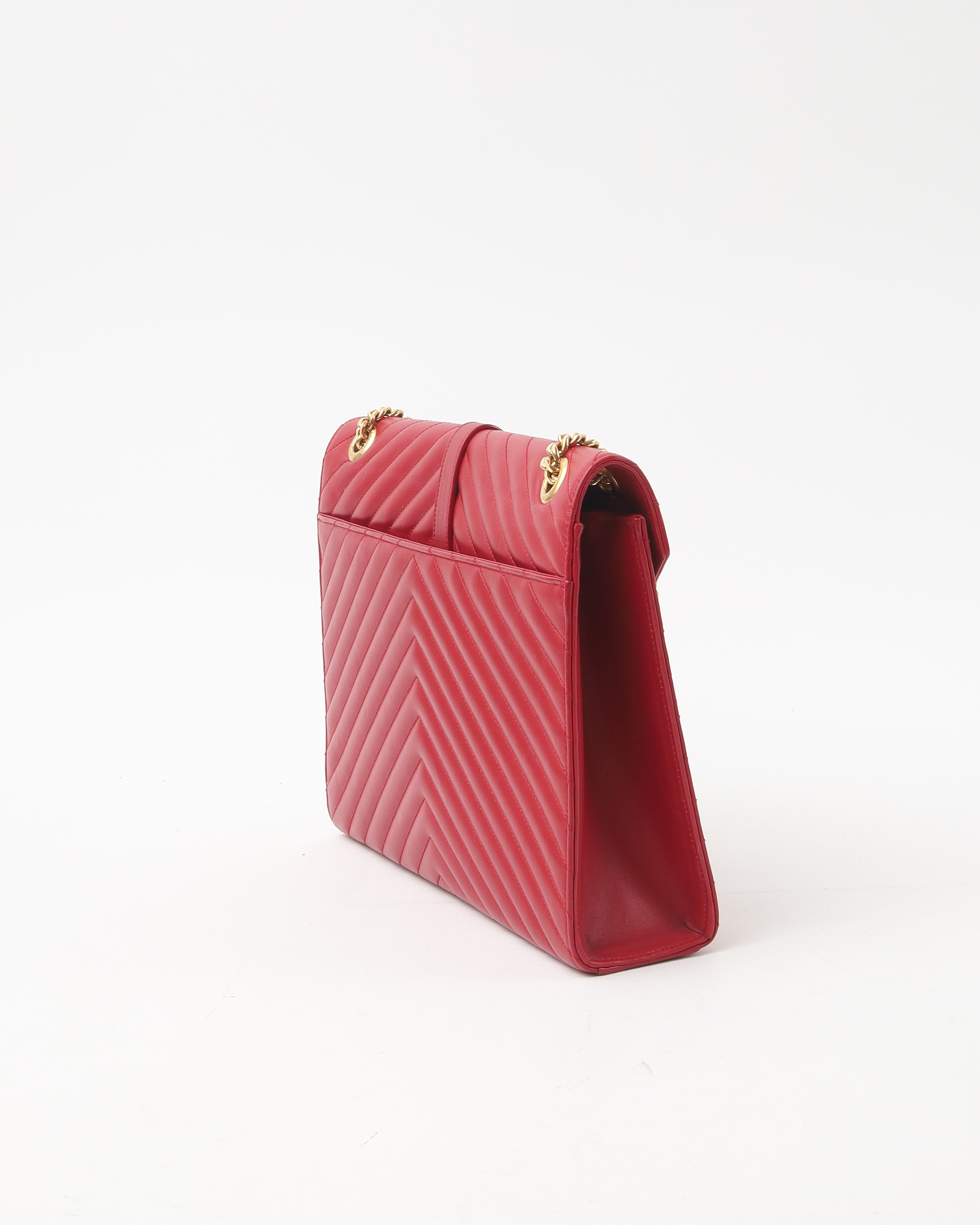 Saint Laurent Large Matelasse Envelope Bag In Red