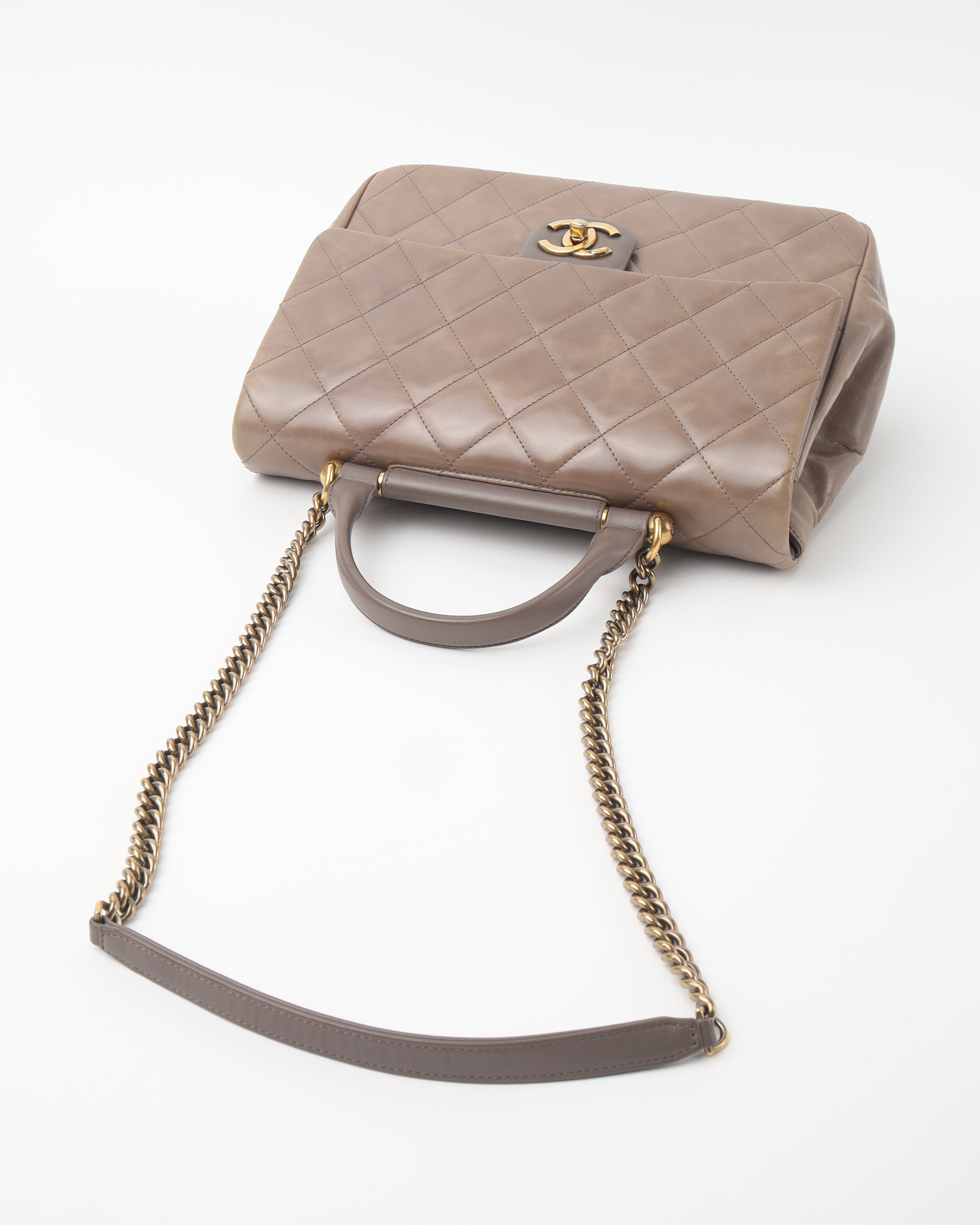 Pre-owned Chanel Paris-rome Gold Bar Bag