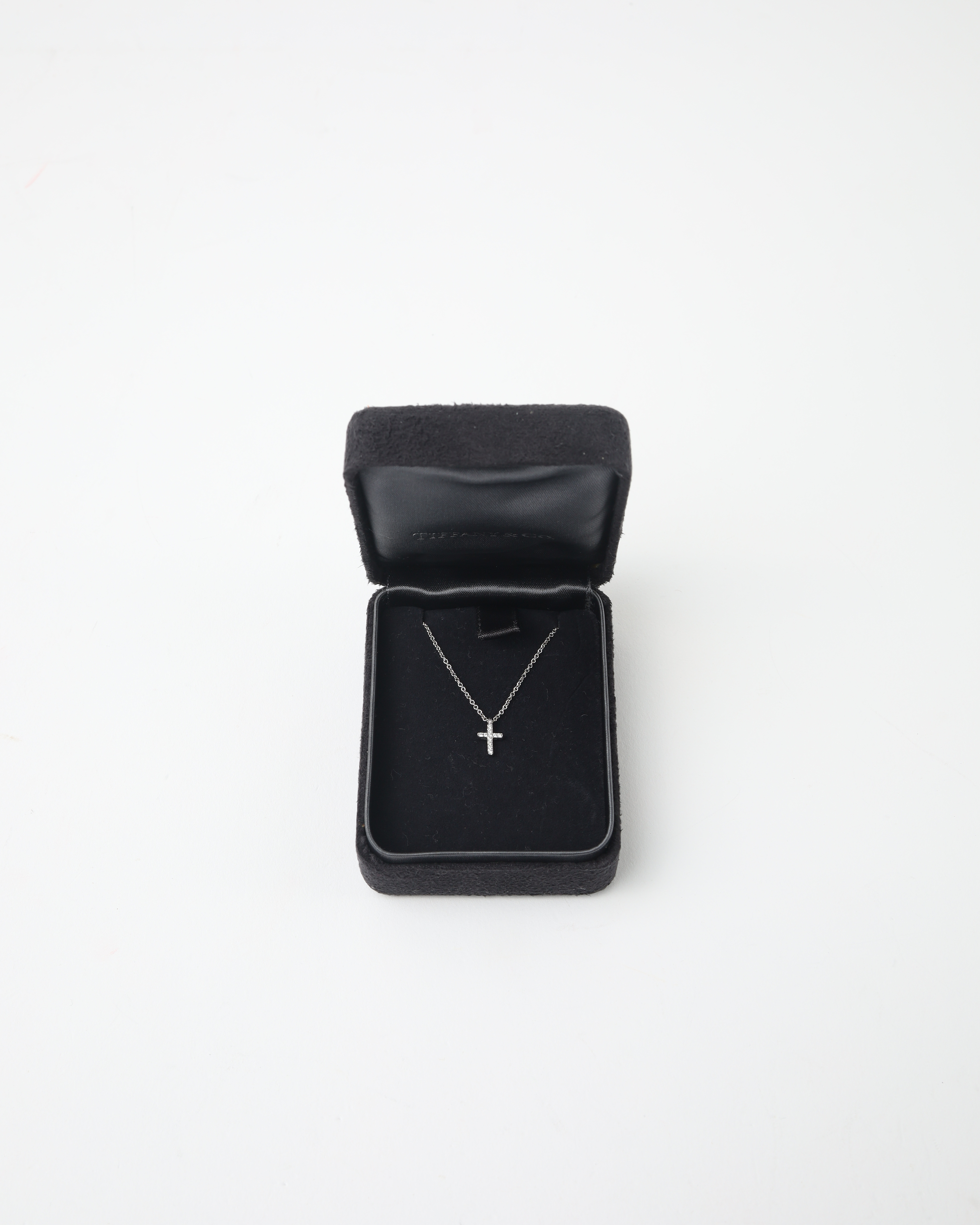 Tiffany & Co Metro Cross Mini Diamond Necklace 750(wg) 1.7g