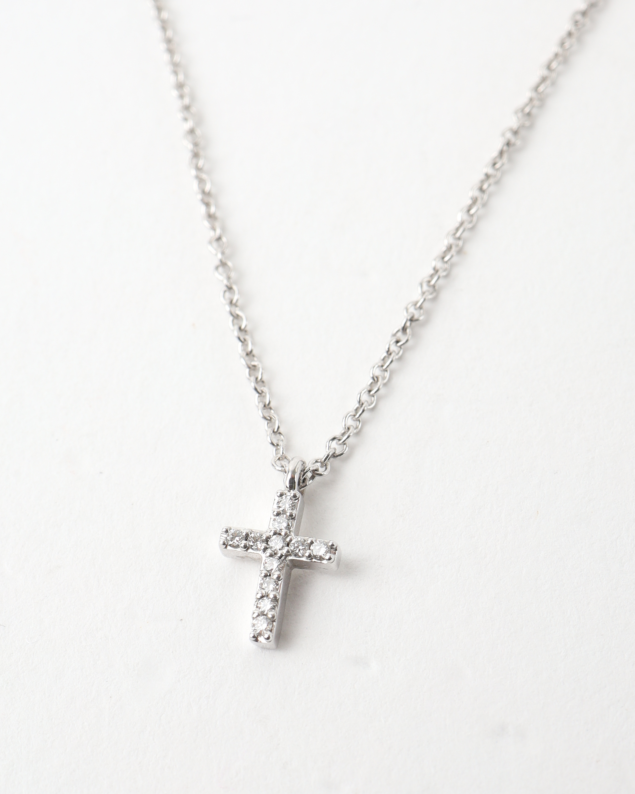 Tiffany & Co Metro Cross Mini Diamond Necklace 750(wg) 1.7g