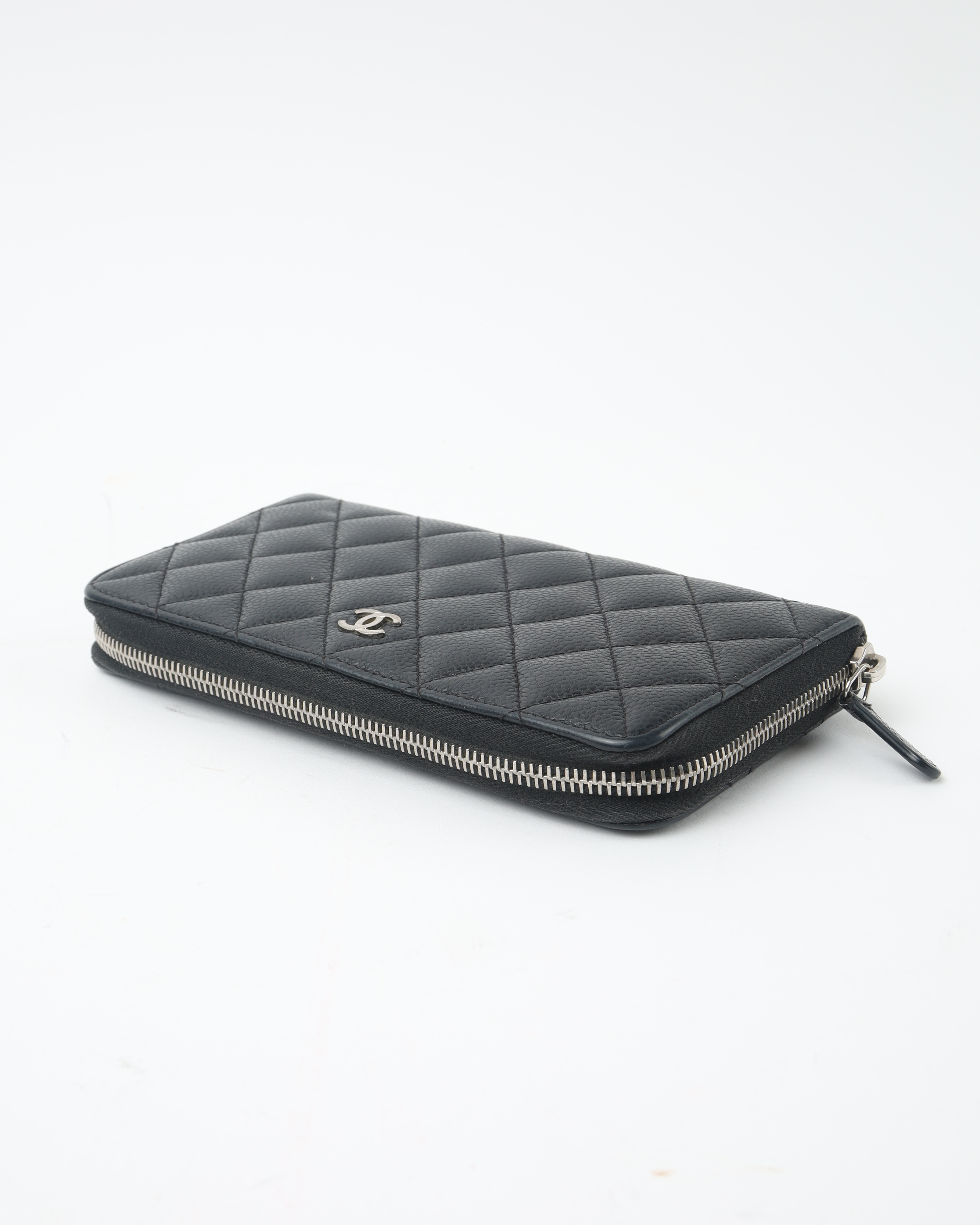 Pre-owned Chanel Caviar Long Zip Around Wallet In Black
