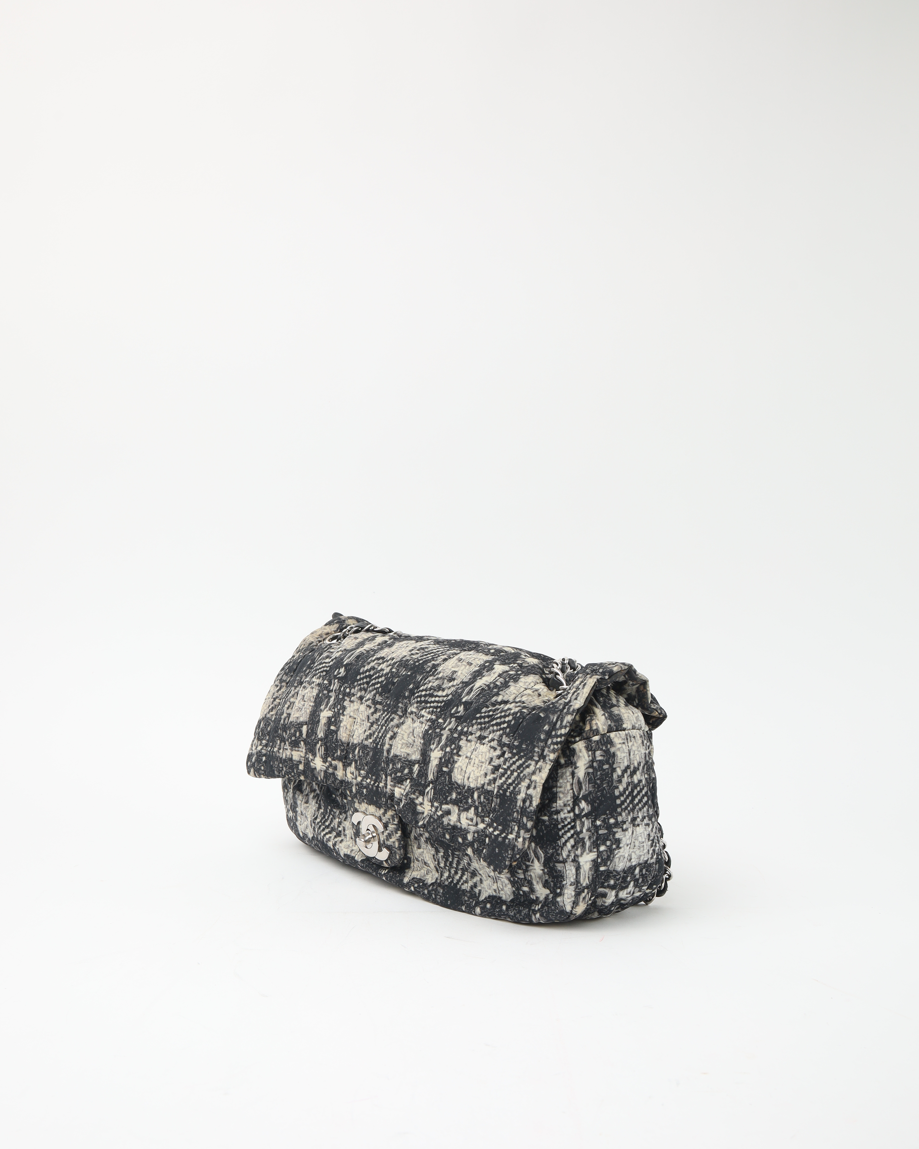 Pre-owned Chanel Nylon Tweed Printed Flap Bag In Multi