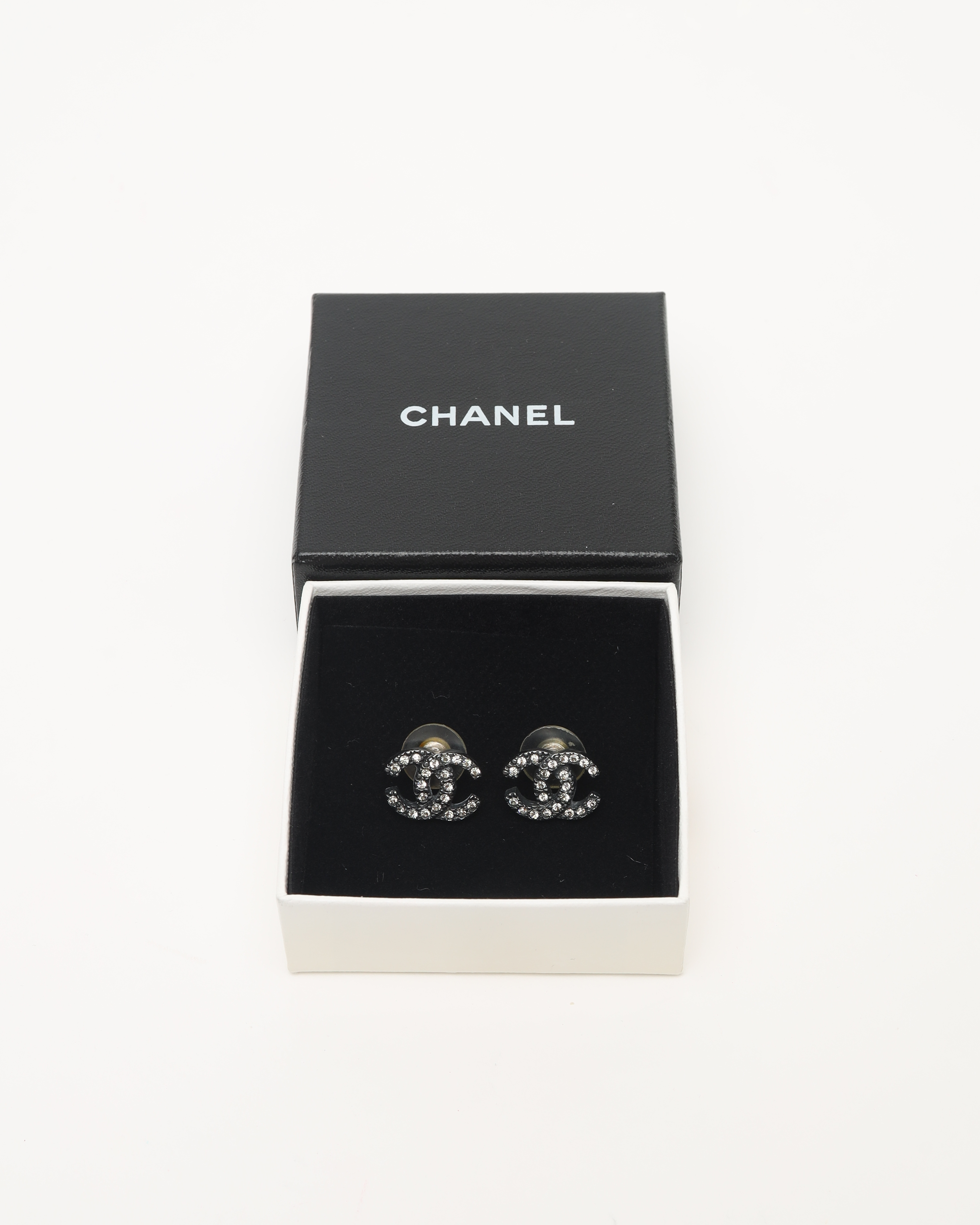 Pre-owned Chanel Coco Gunmetal Rhinestone Earrings
