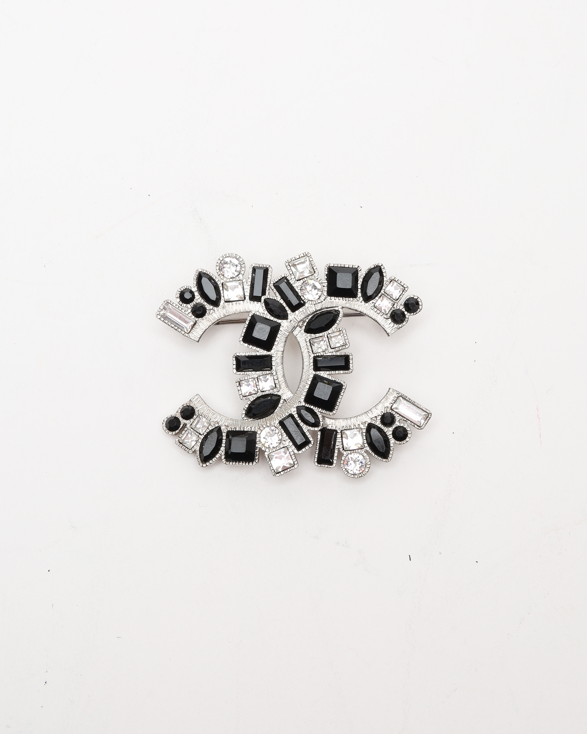Pre-owned Chanel Coco Mark Mixed Rhinestones Brooch