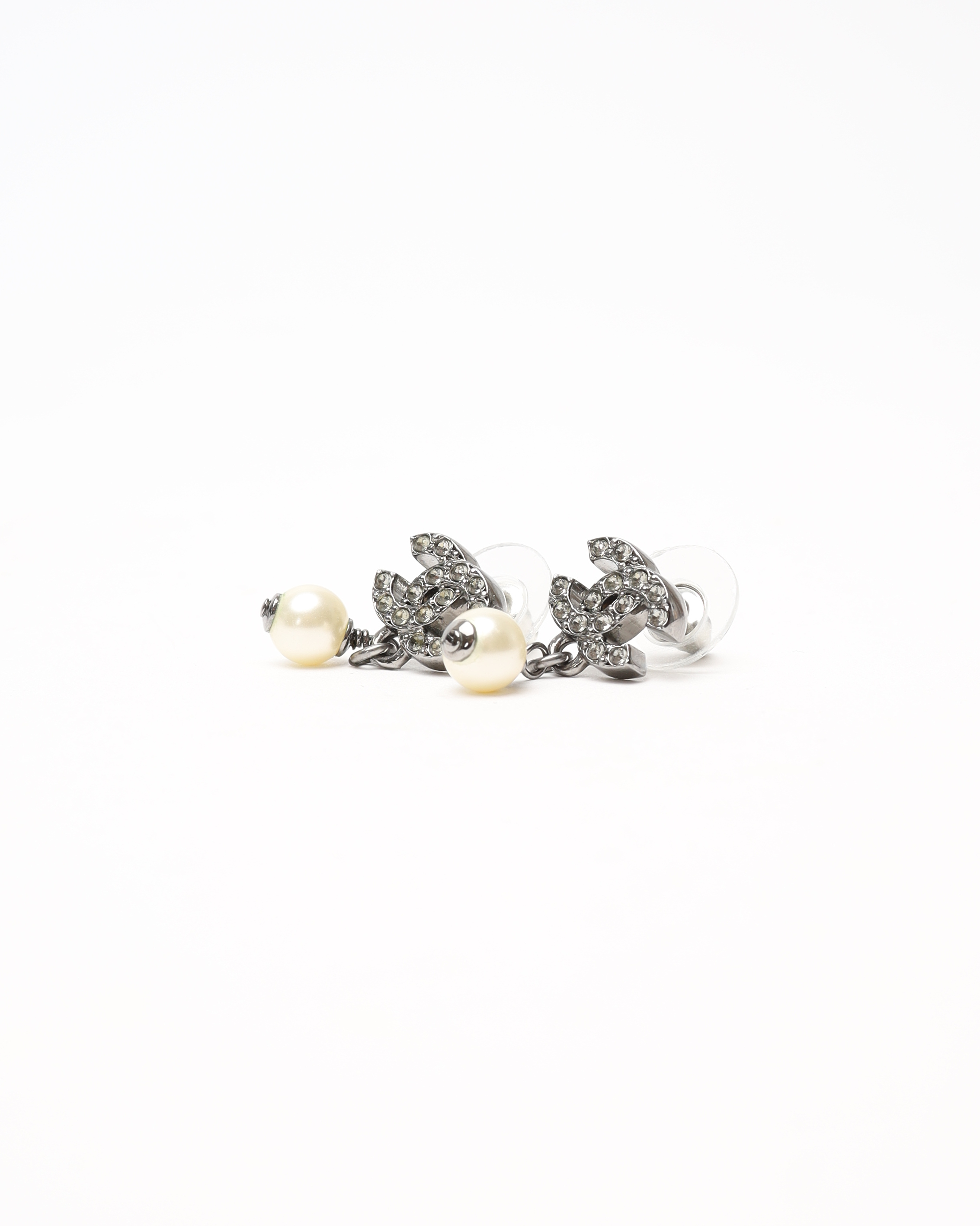 Pre-owned Chanel Coco Mark Pearl And Rhinestone Earrings