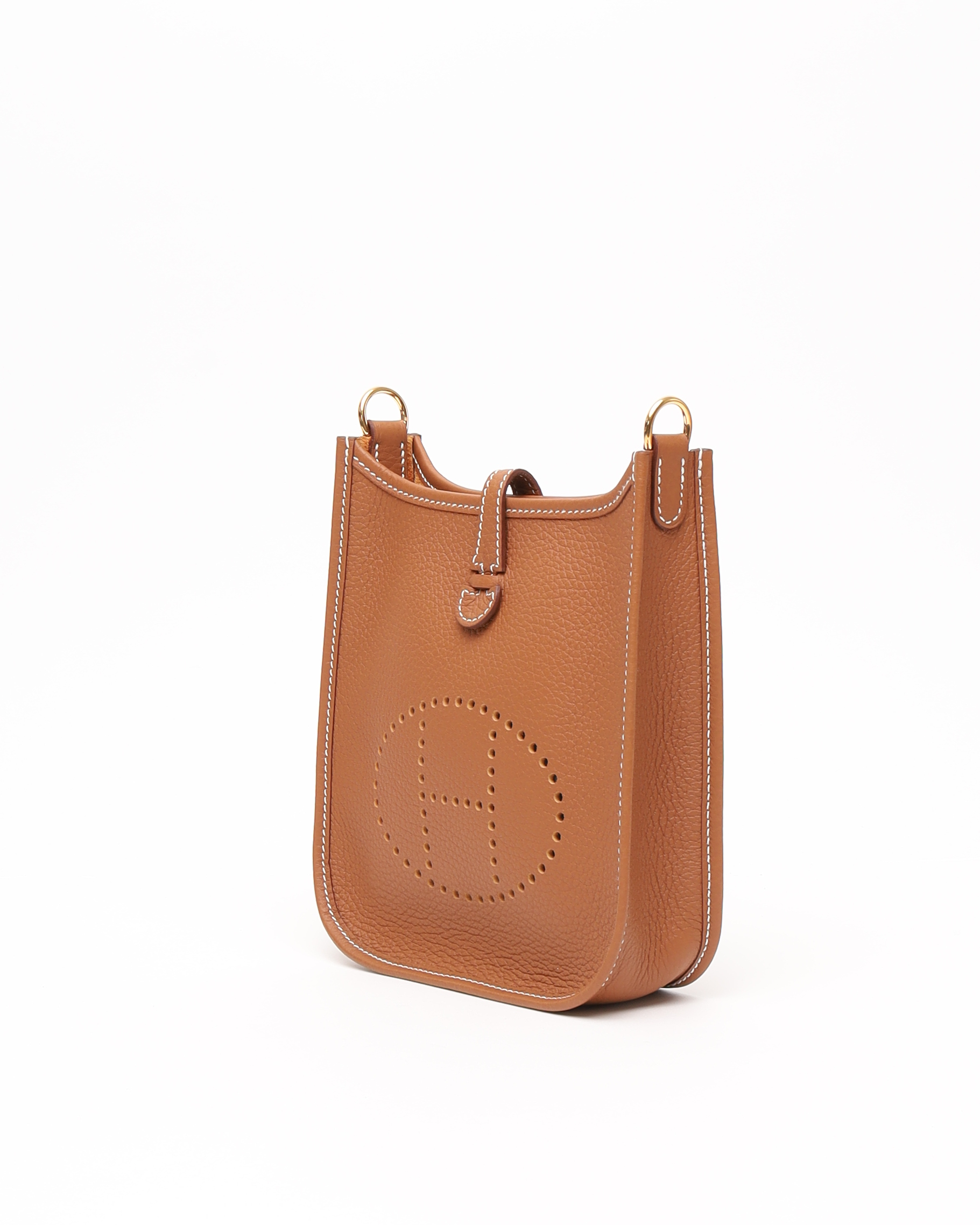 Pre-owned Hermes Hermès Evelyne Tpm 16 Amazone Clemence Crossbody Bag