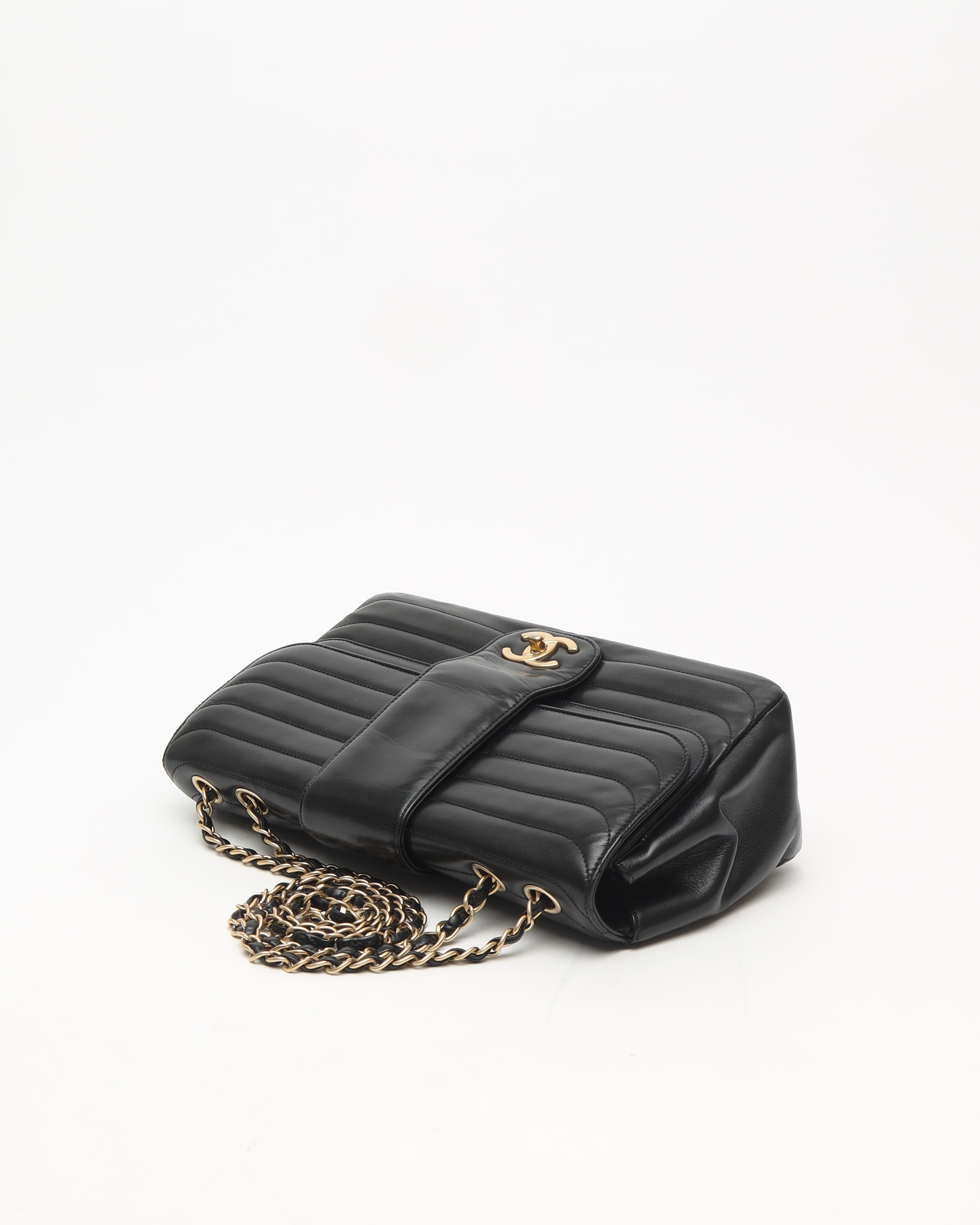 Pre-owned Chanel Classic Horizontal Double Chain Flap Bag