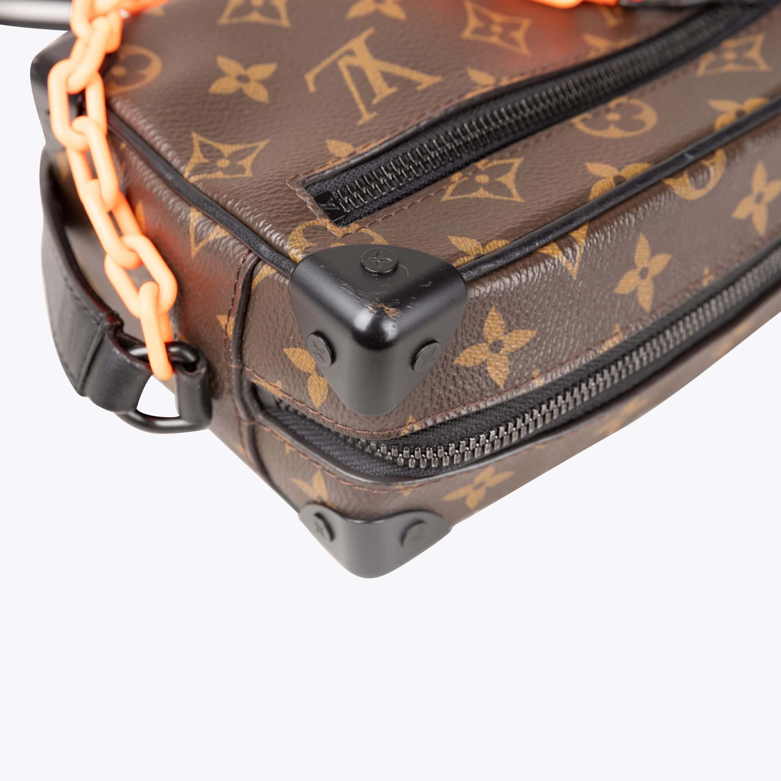 Pre-owned Louis Vuitton Mini Solar Ray Soft Trunk