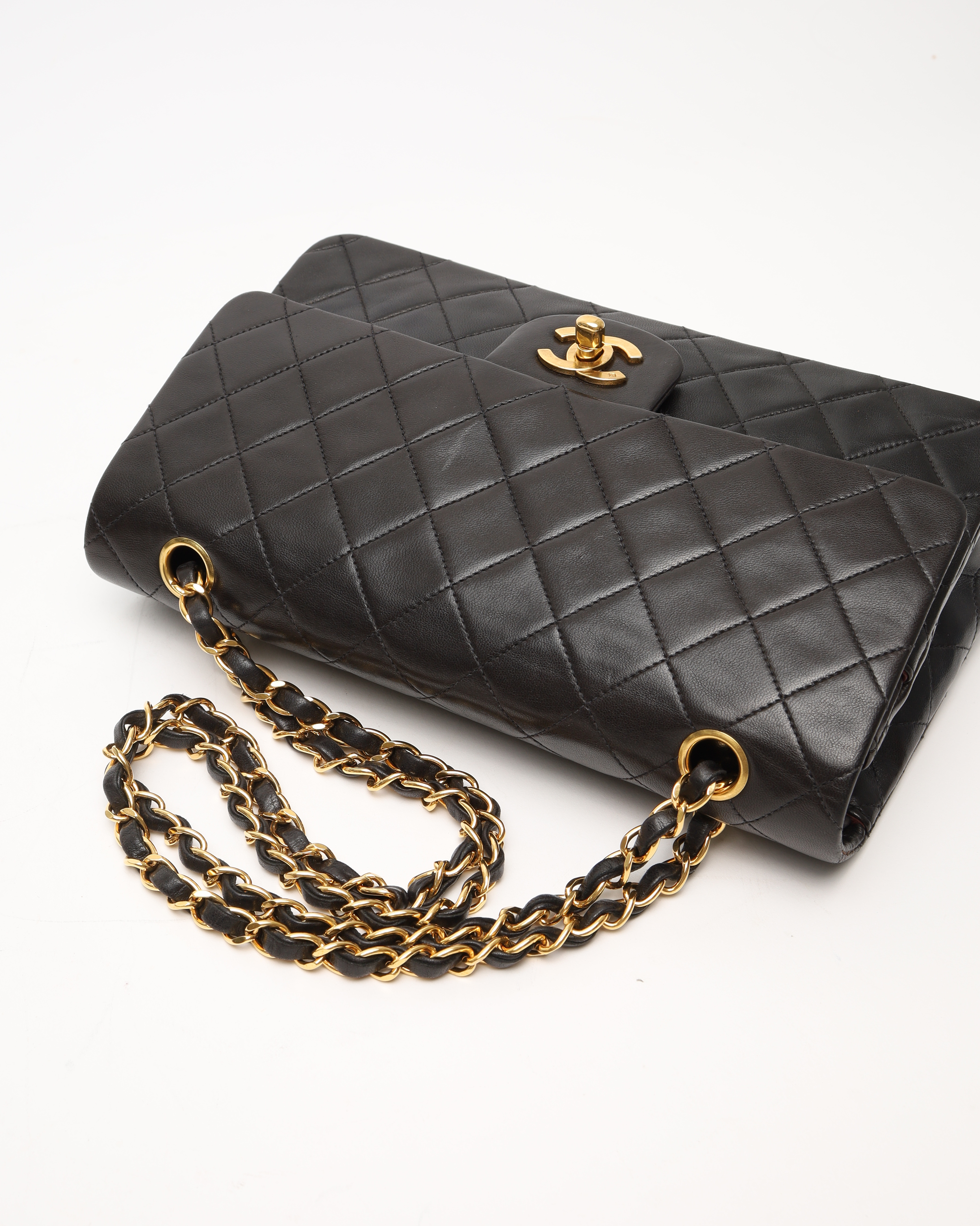 Pre-owned Chanel Classic Medium Double Flap Bag In Black