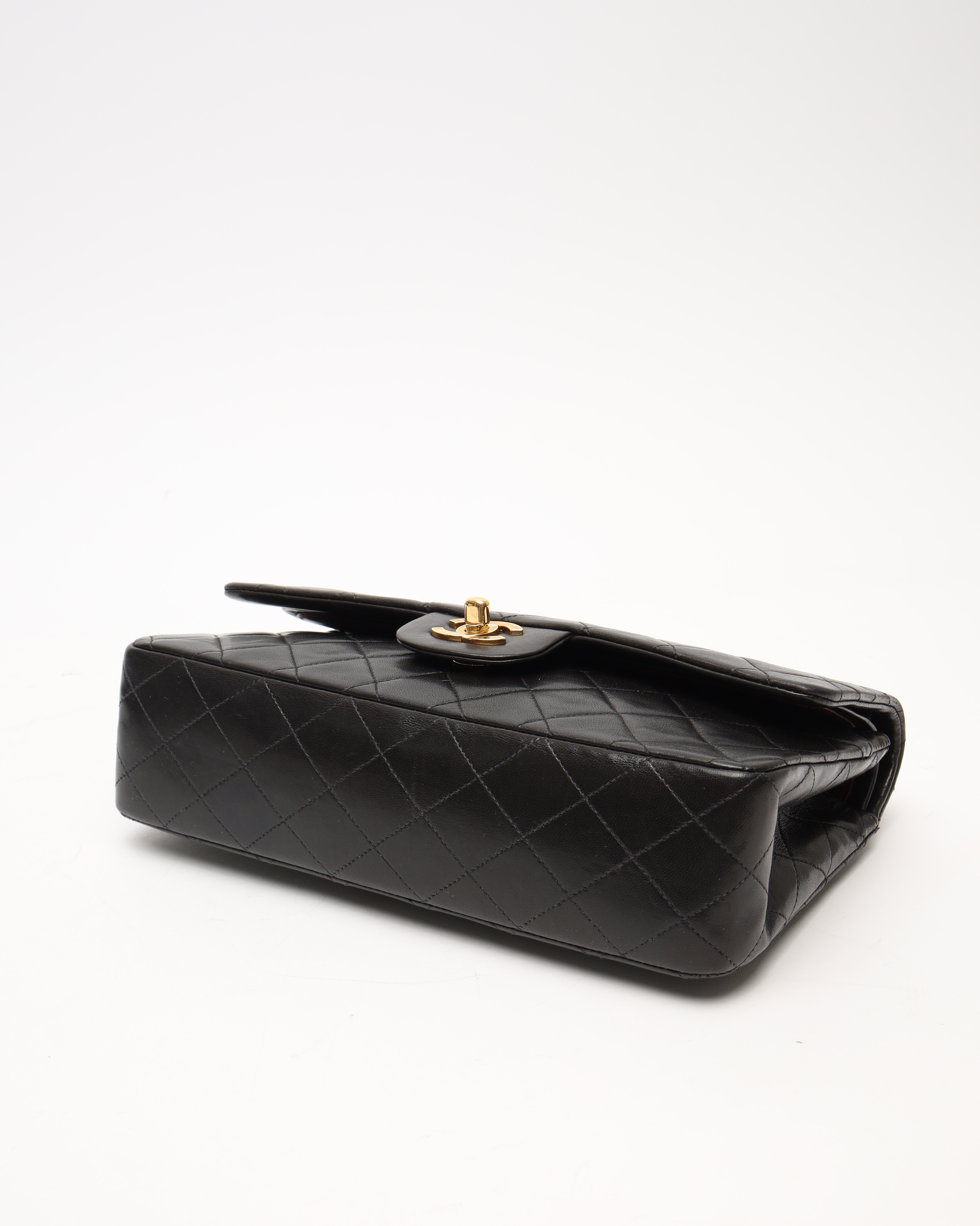 Pre-owned Chanel Classic Medium Double Flap Bag In Black