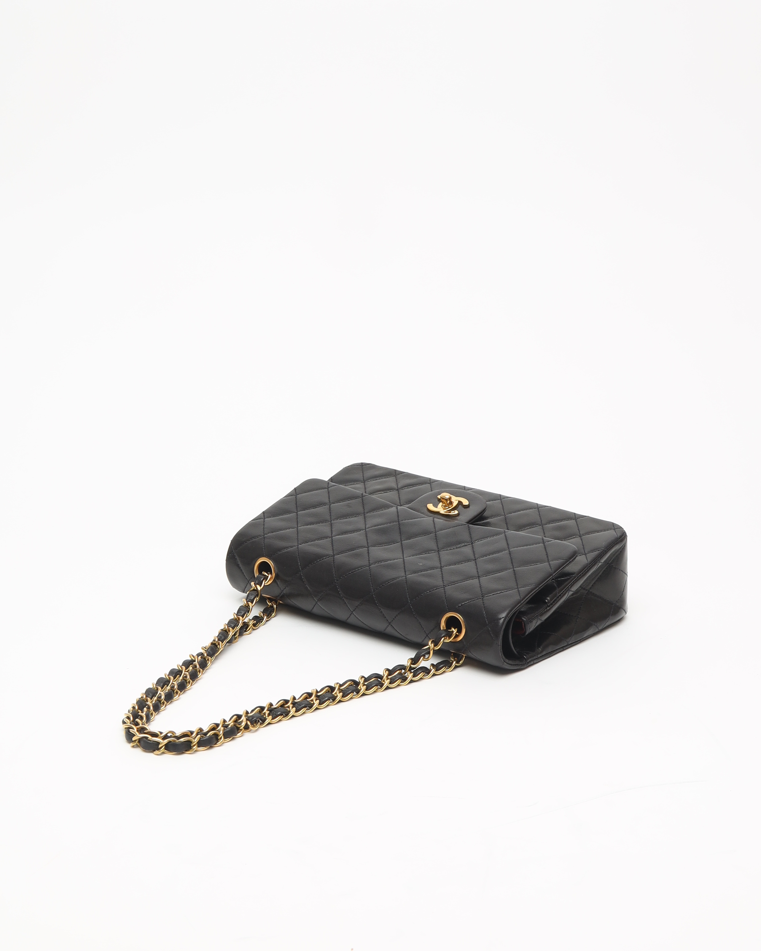 Pre-owned Chanel Classic Medium Double Flap Bag In Black