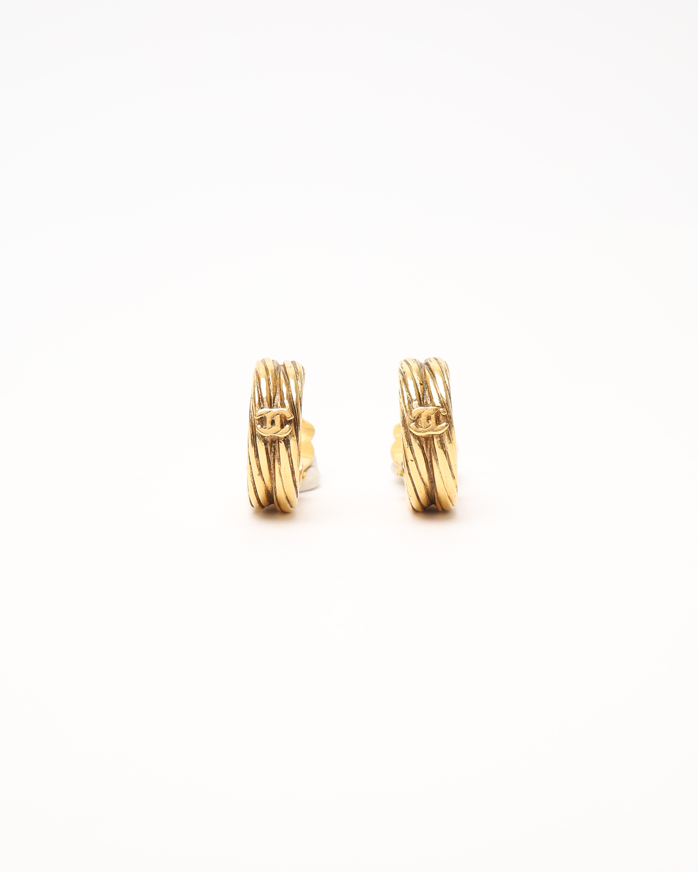 Pre-owned Chanel Coco Mark Hoop Clip-on Earrings