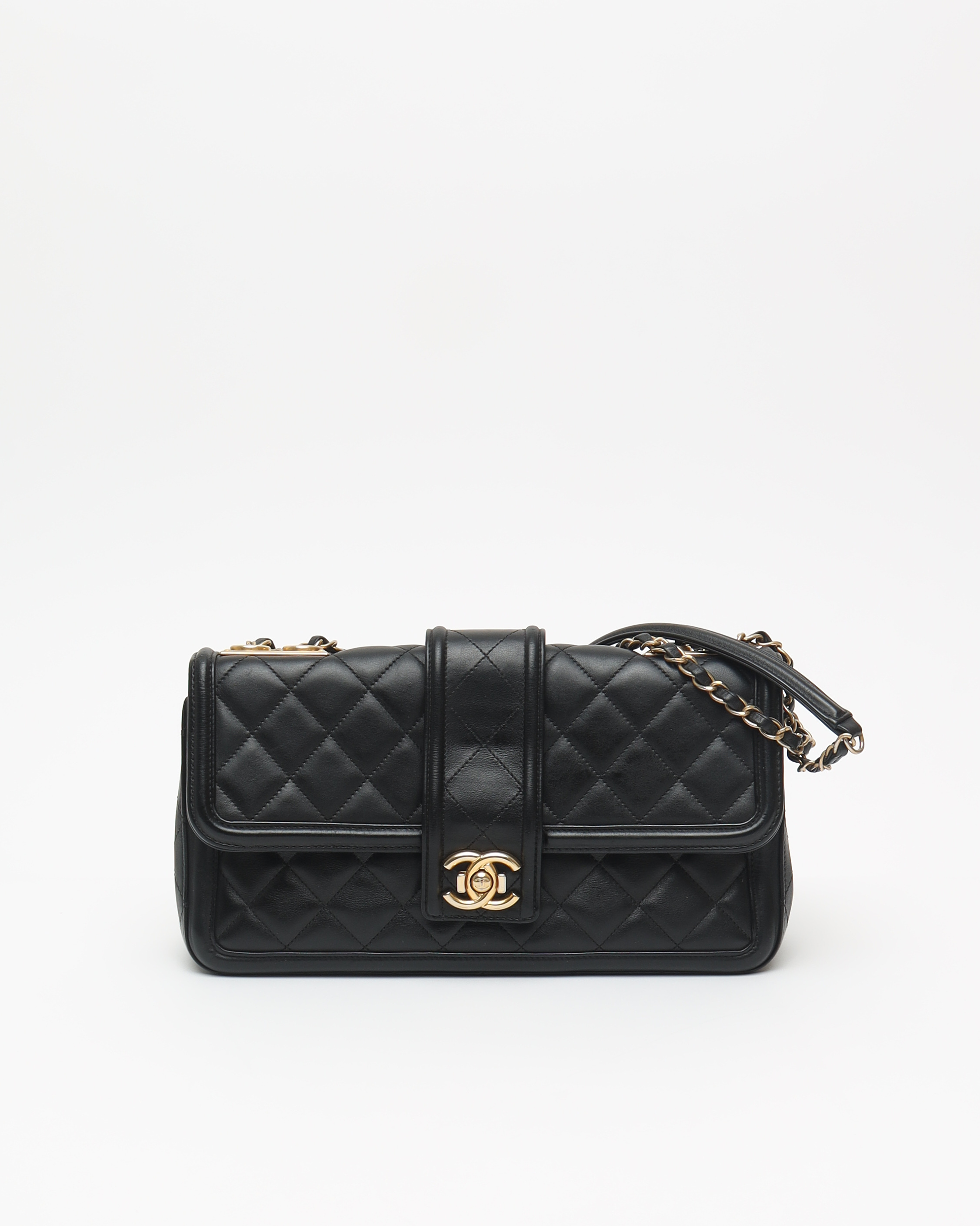 CHANEL Elegant CC Jumbo Single Flap Bag
