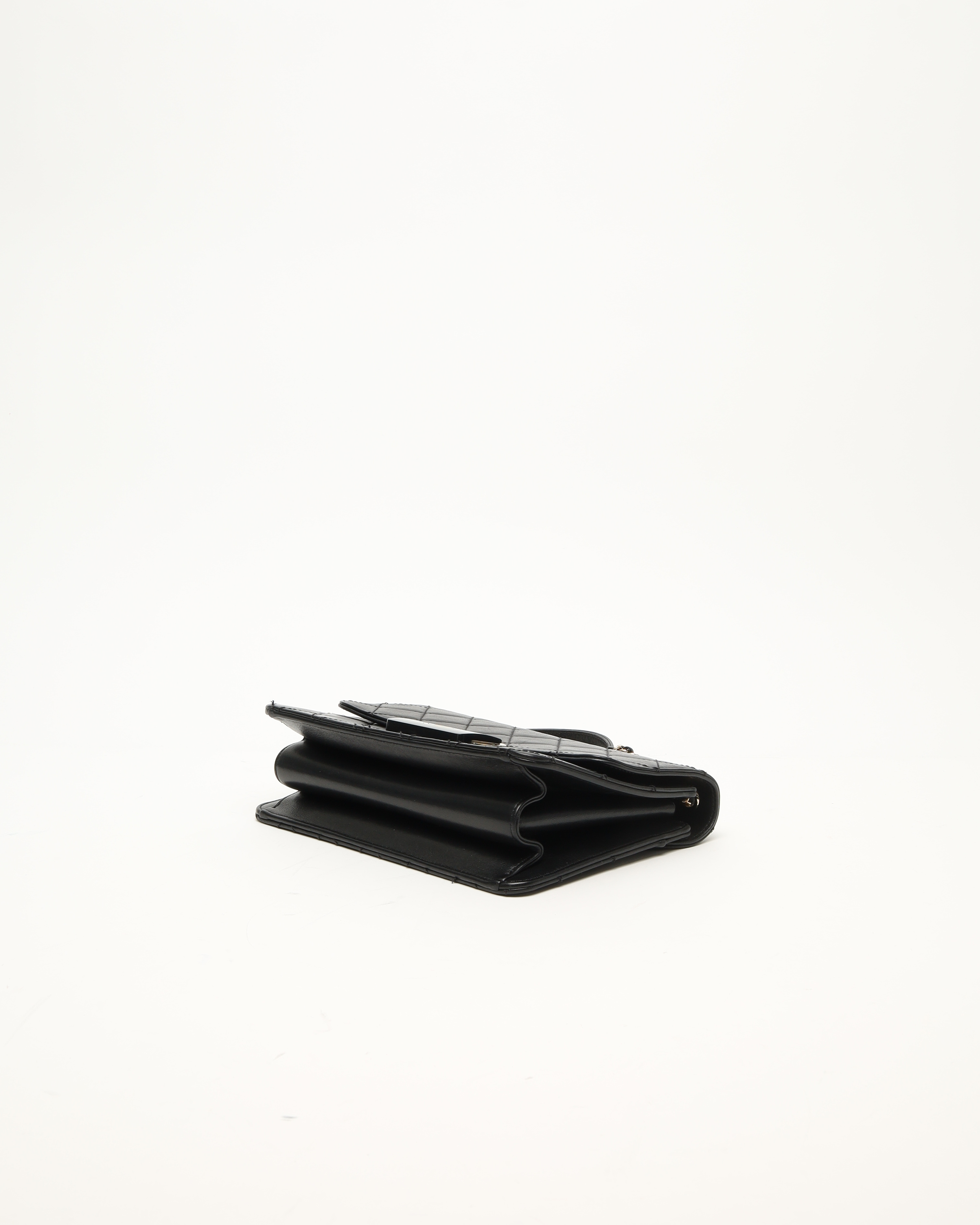 Pre-owned Chanel Classic Lock Flap Bag In Black