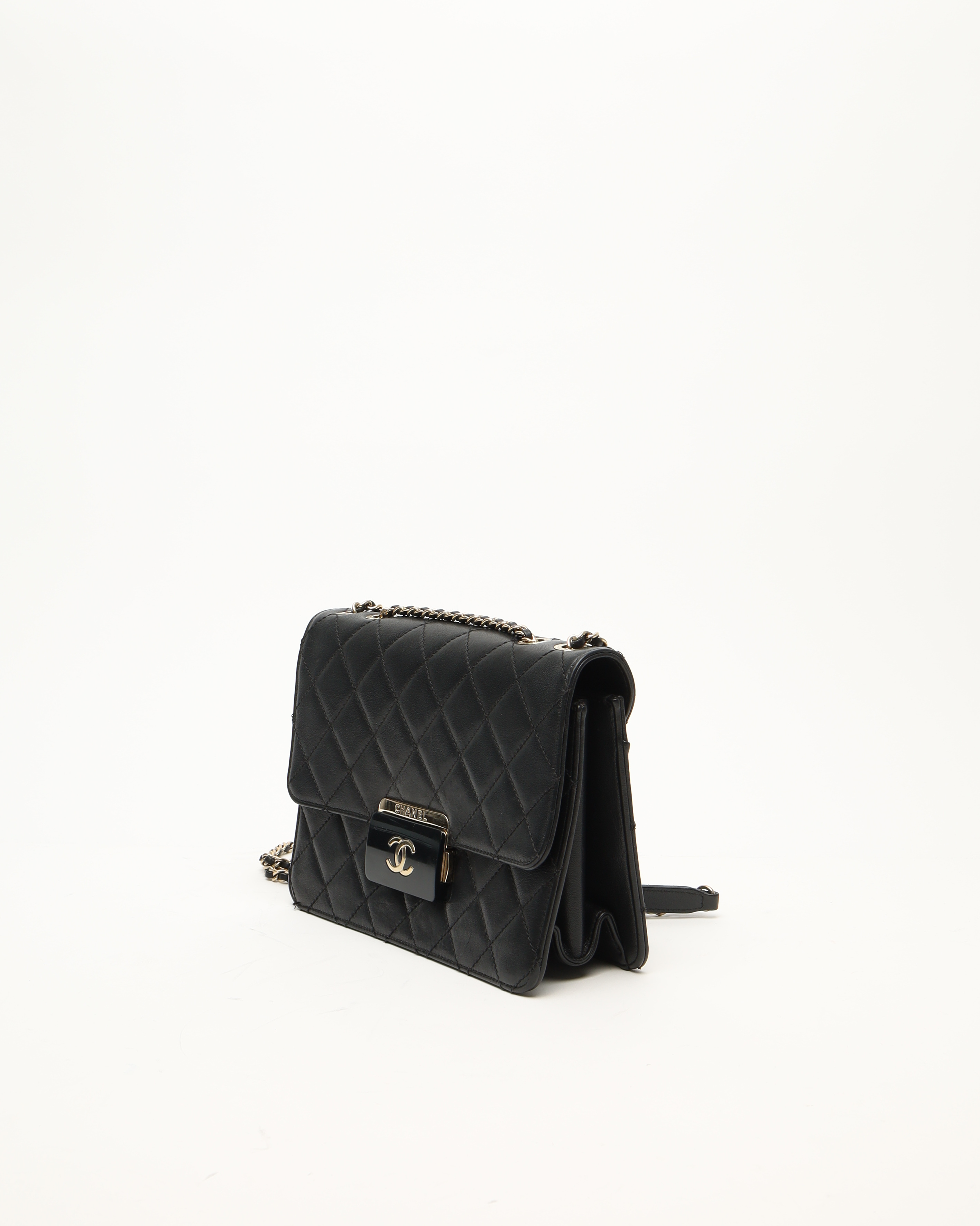 Pre-owned Chanel Classic Lock Flap Bag In Black