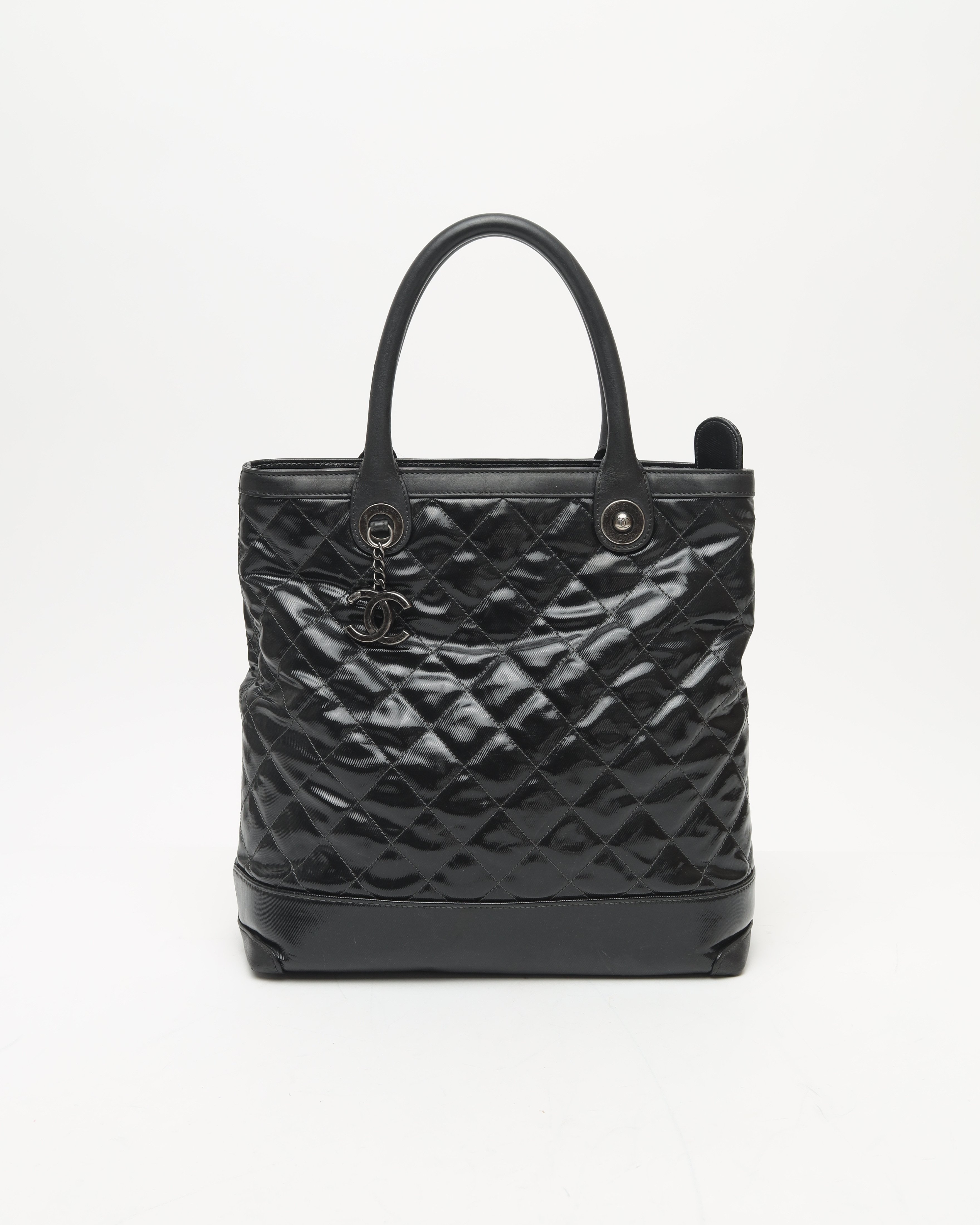 CHANEL CC Quilted Striated Tote Bag