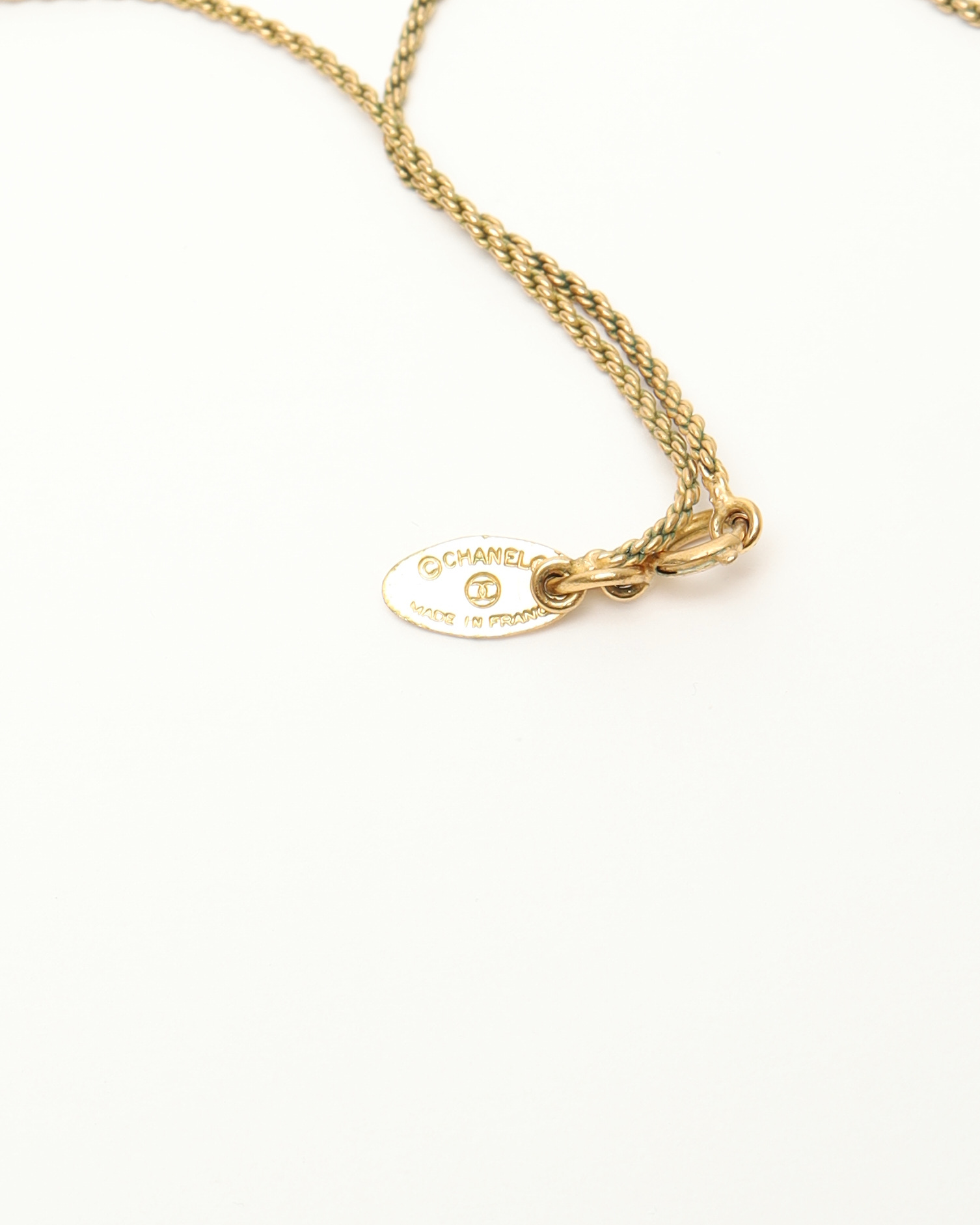 Pre-owned Chanel Coco Mark Circle Gold-plated Necklace