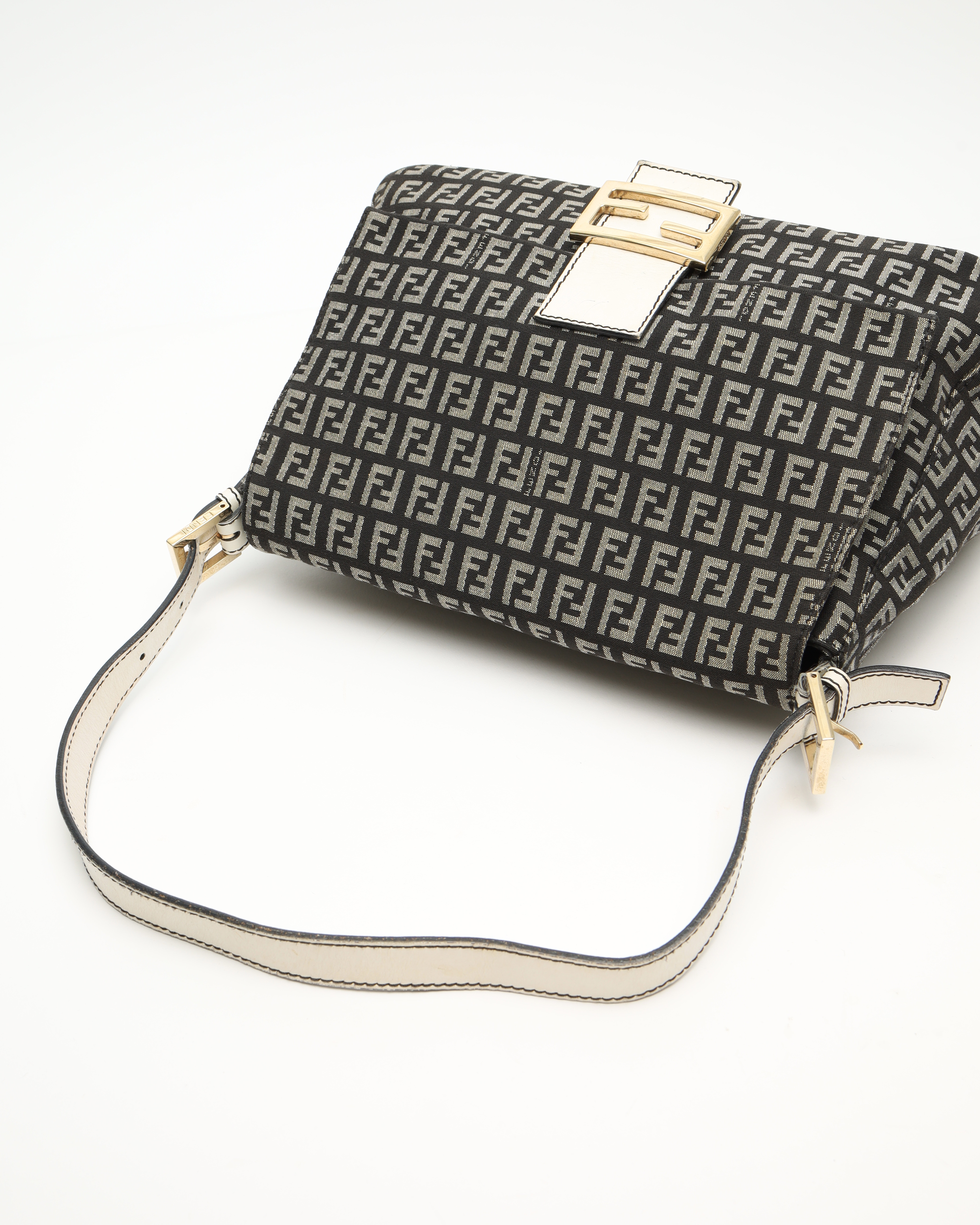 Fendi Zucca Mamma Bag In Black