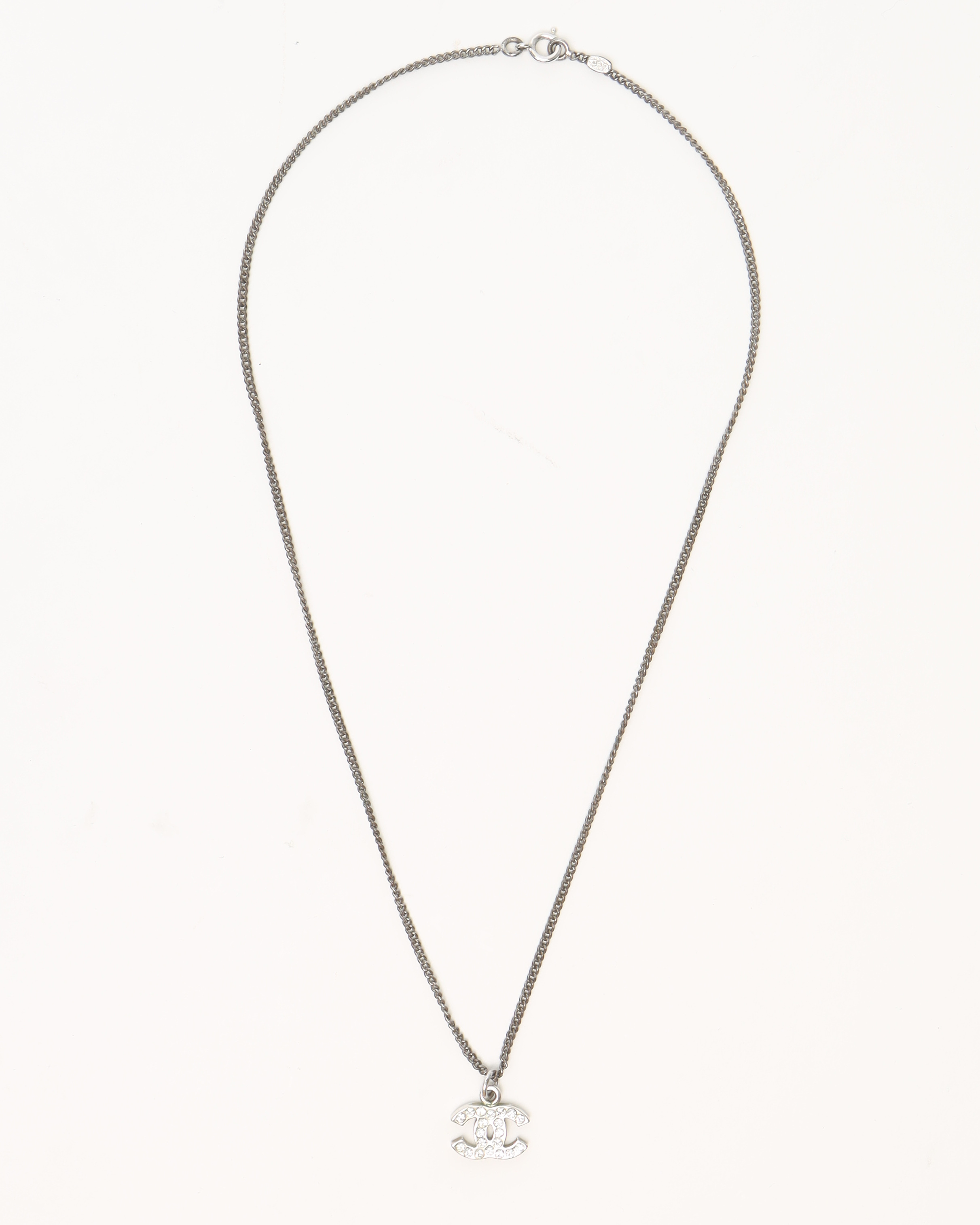 Pre-owned Chanel Coco Mark Rhinestone Necklace