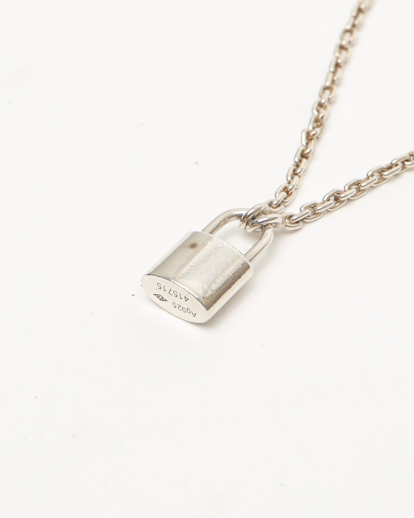 Pre-owned Louis Vuitton Lock It Silver Bracelet