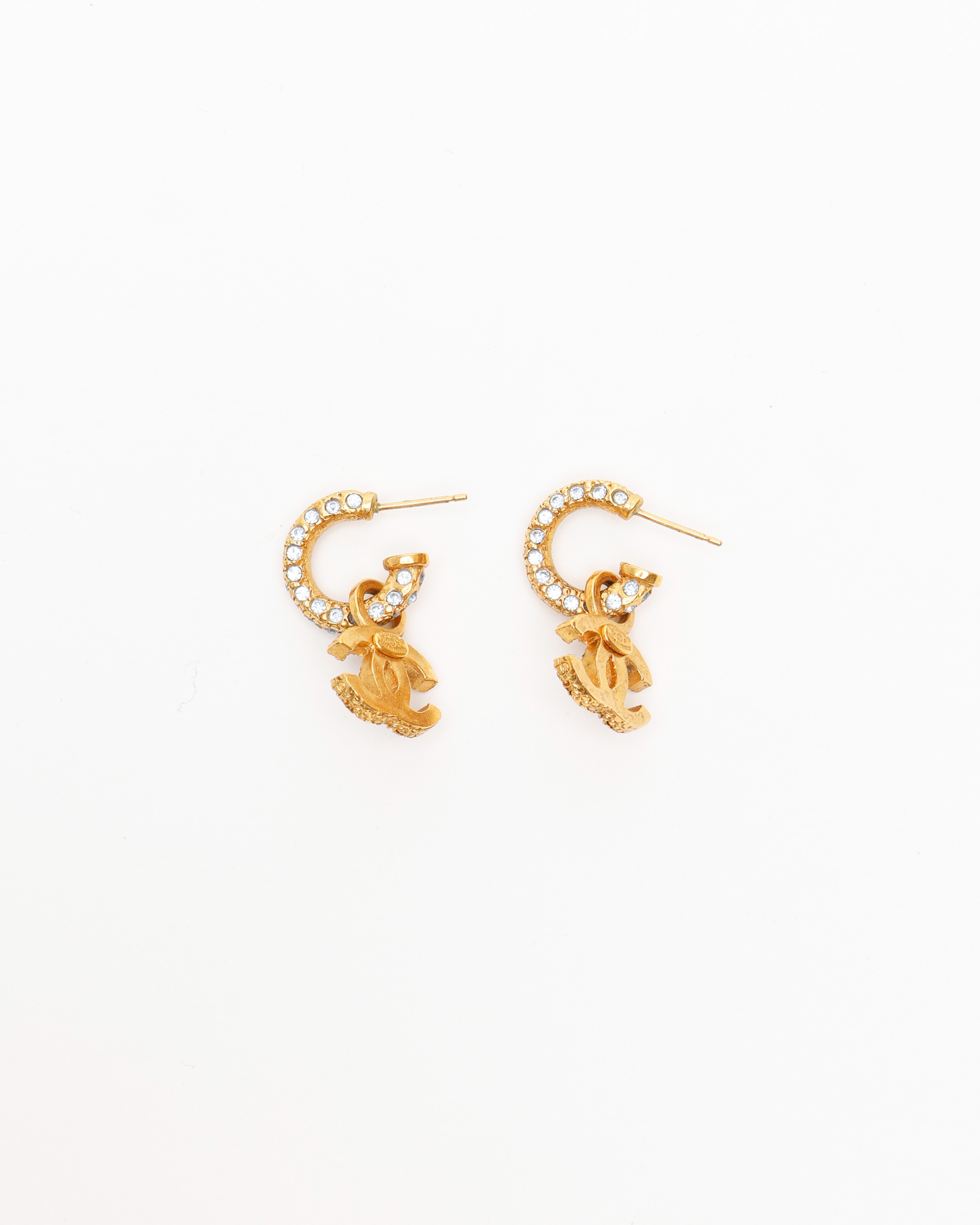 Pre-owned Chanel Coco Mark Rhinestone Dangling Earrings