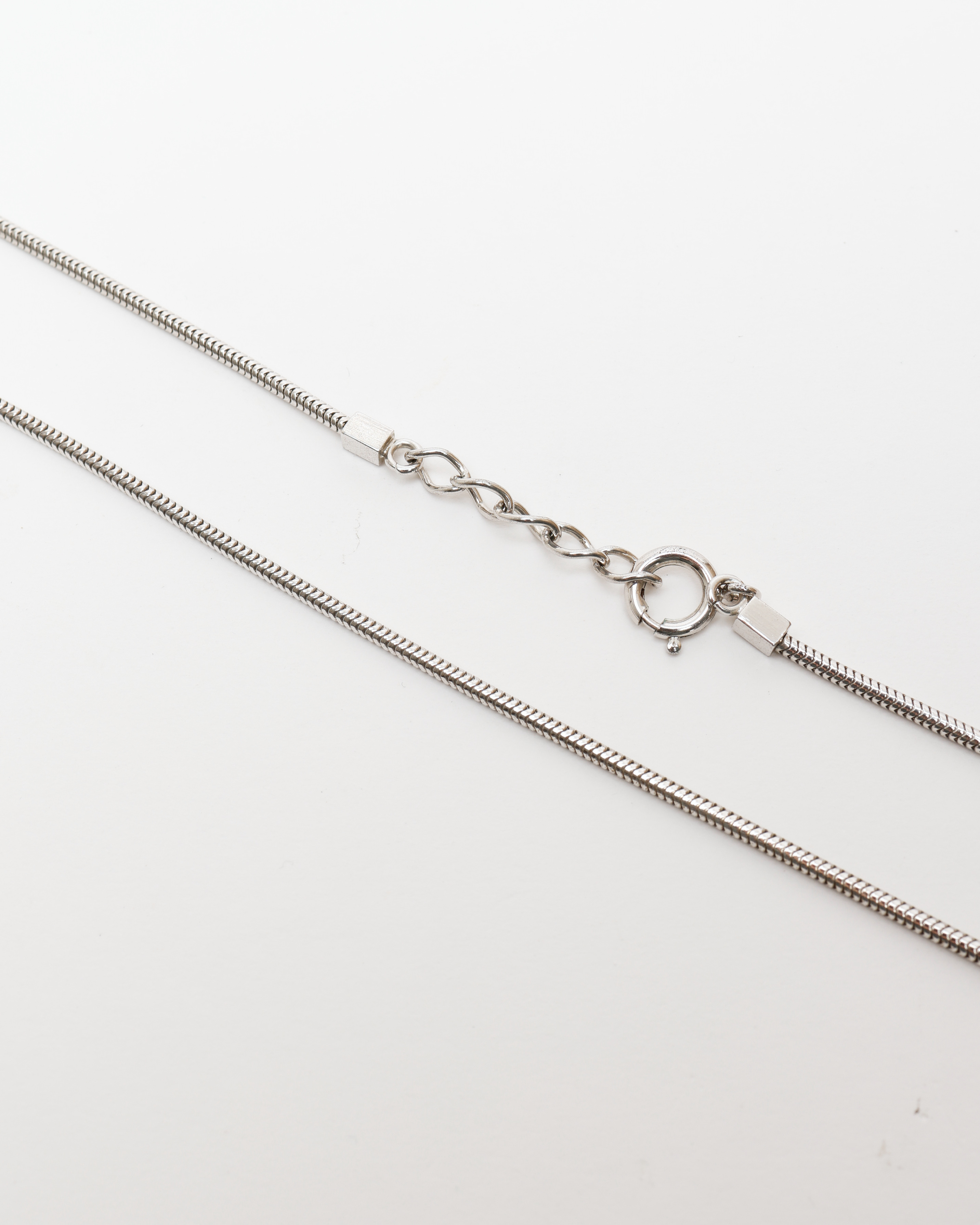 Pre-owned Chanel Coco Mark Rhinestone Necklace
