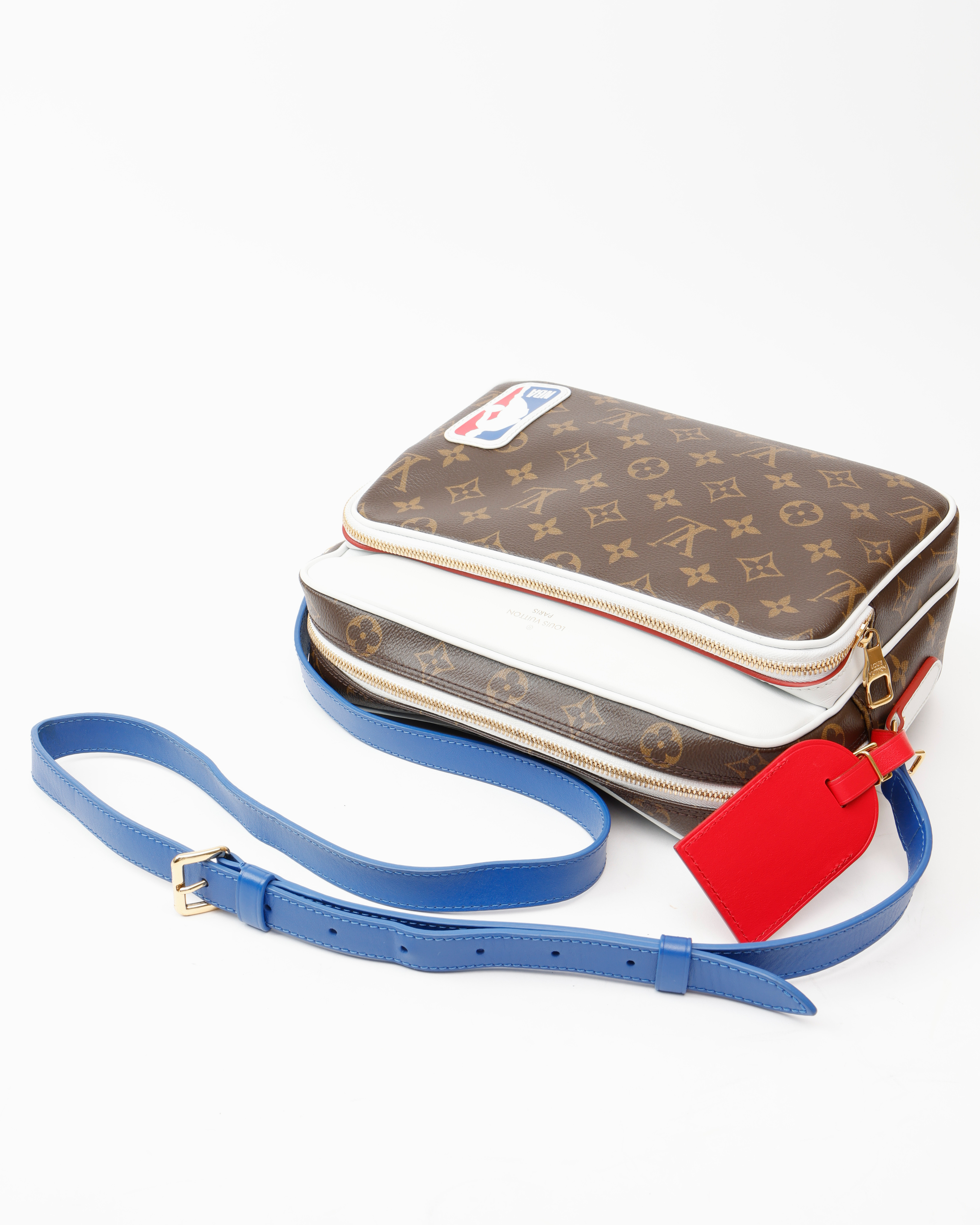 Pre-owned Louis Vuitton Nba Monogram Nile Messenger Pm