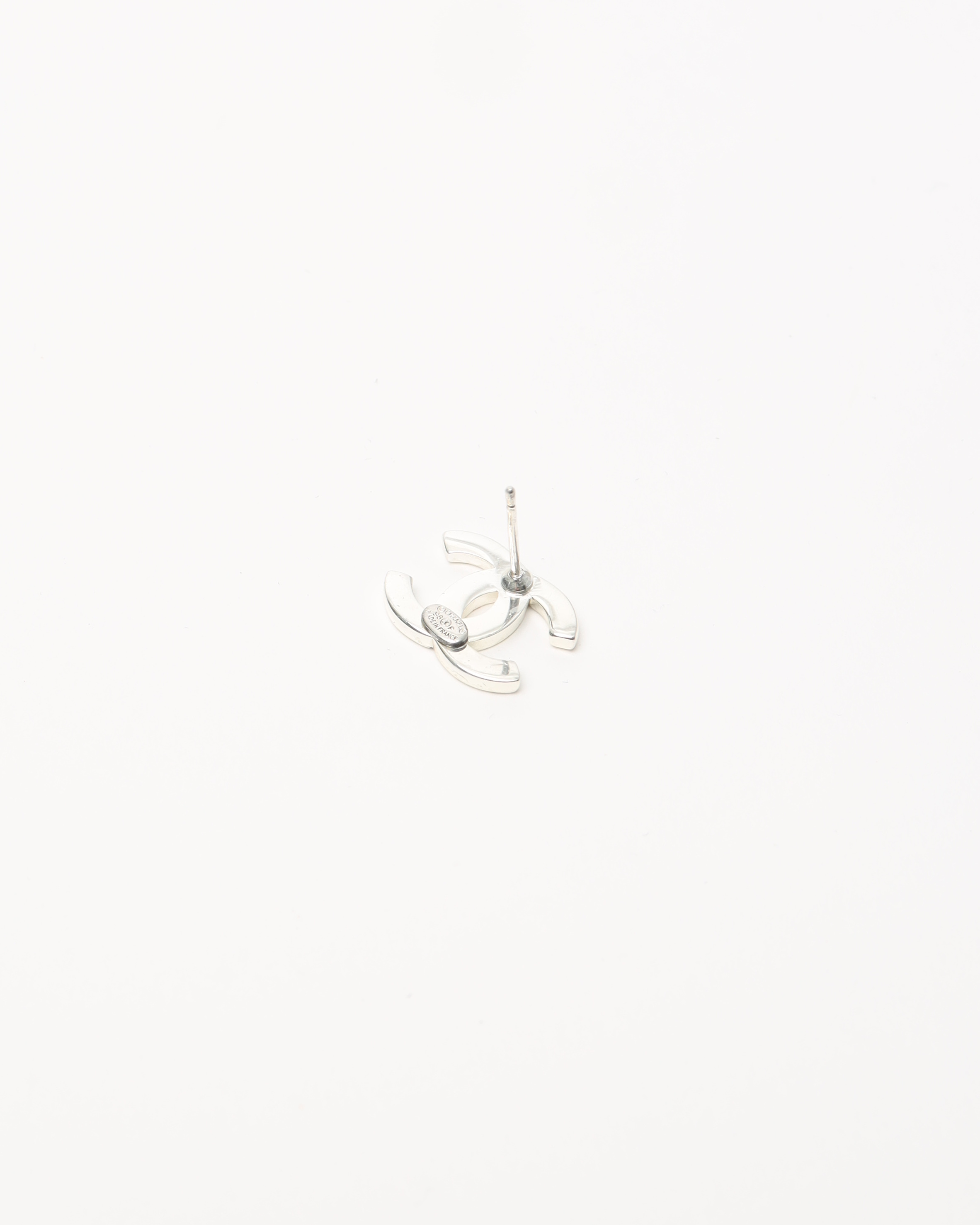 Pre-owned Chanel Cc Earrings